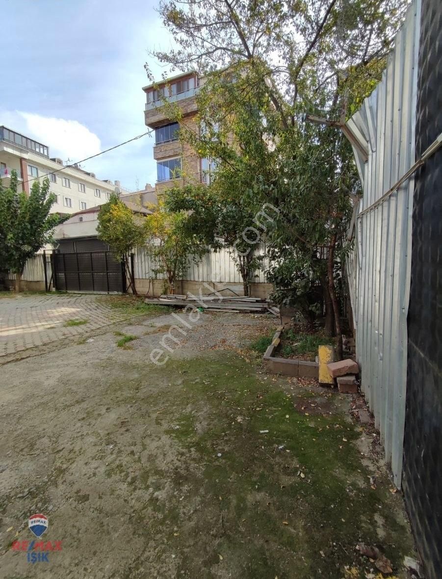 Sancaktepe Meclis Kiralık Dükkan & Mağaza Meclis Mah. C.gürselde Ankara Cad. 40 Metre Düz Giriş Dükkan