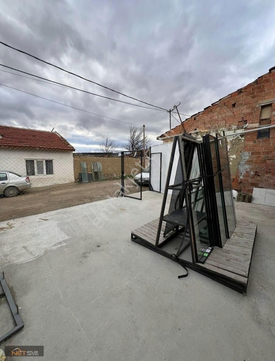 Sakintepede Fırsatlarla Dolu Satılık 137 M² Atölye! - Görsel 3