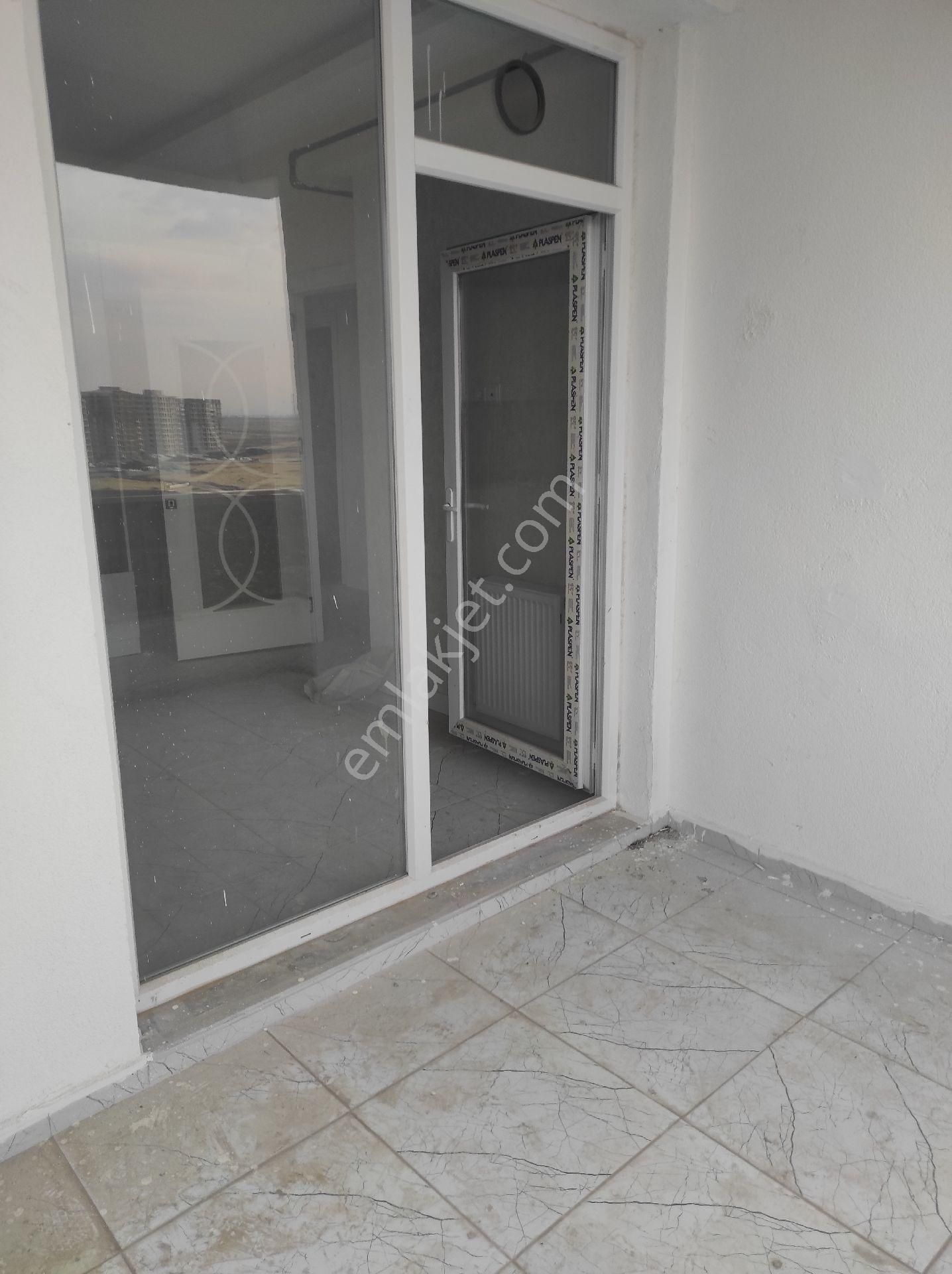 Yenişehir Üçkuyu Satılık Daire Uckuyuda 2+1 90m2