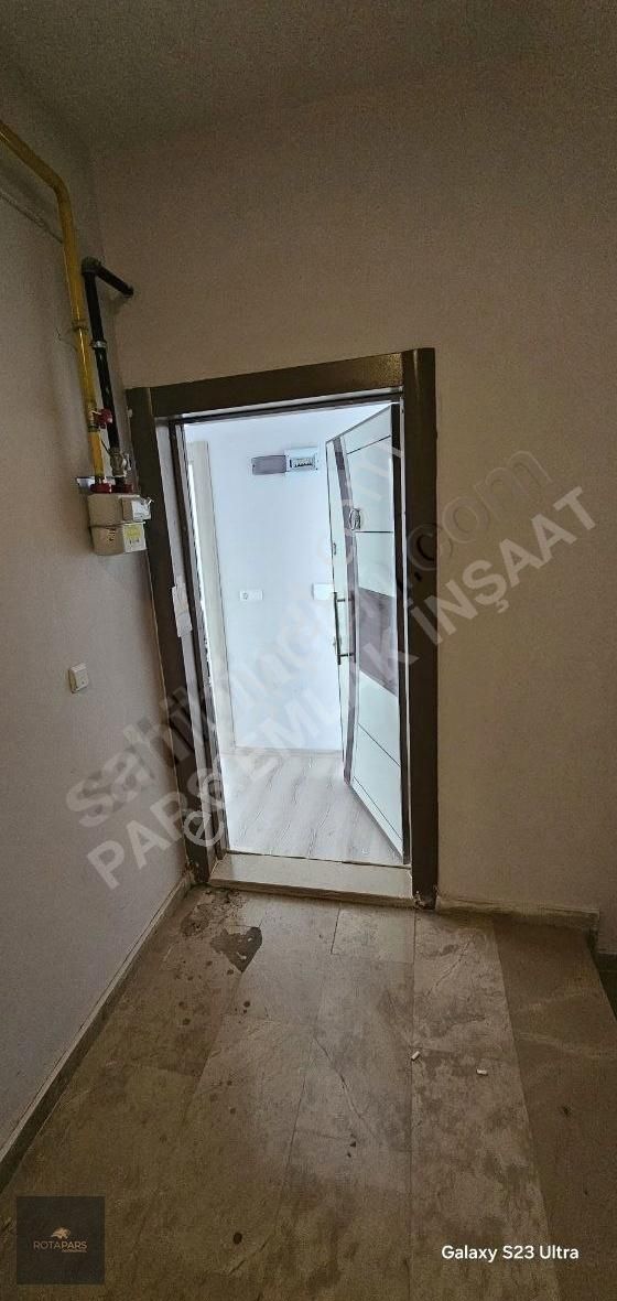 Kars Merkez Şehitler Kiralık Daire Üniversite Bölg Mihrialibey Kavşağında Kiralık 2+1