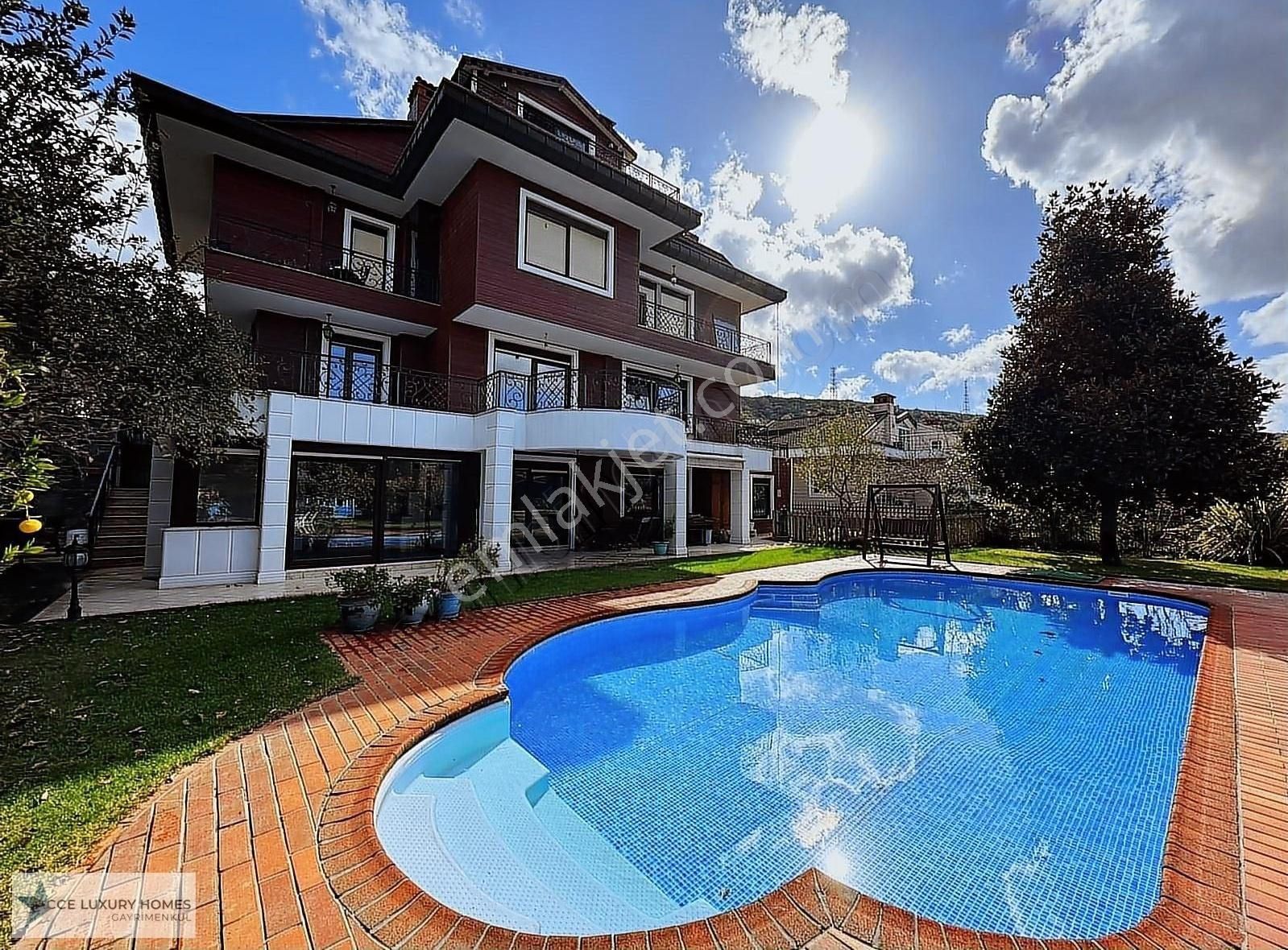 Beykoz Acarlar Kiralık Villa Acarkent'te Oturuma Hazır Kiralık Bahçe Dubleksi