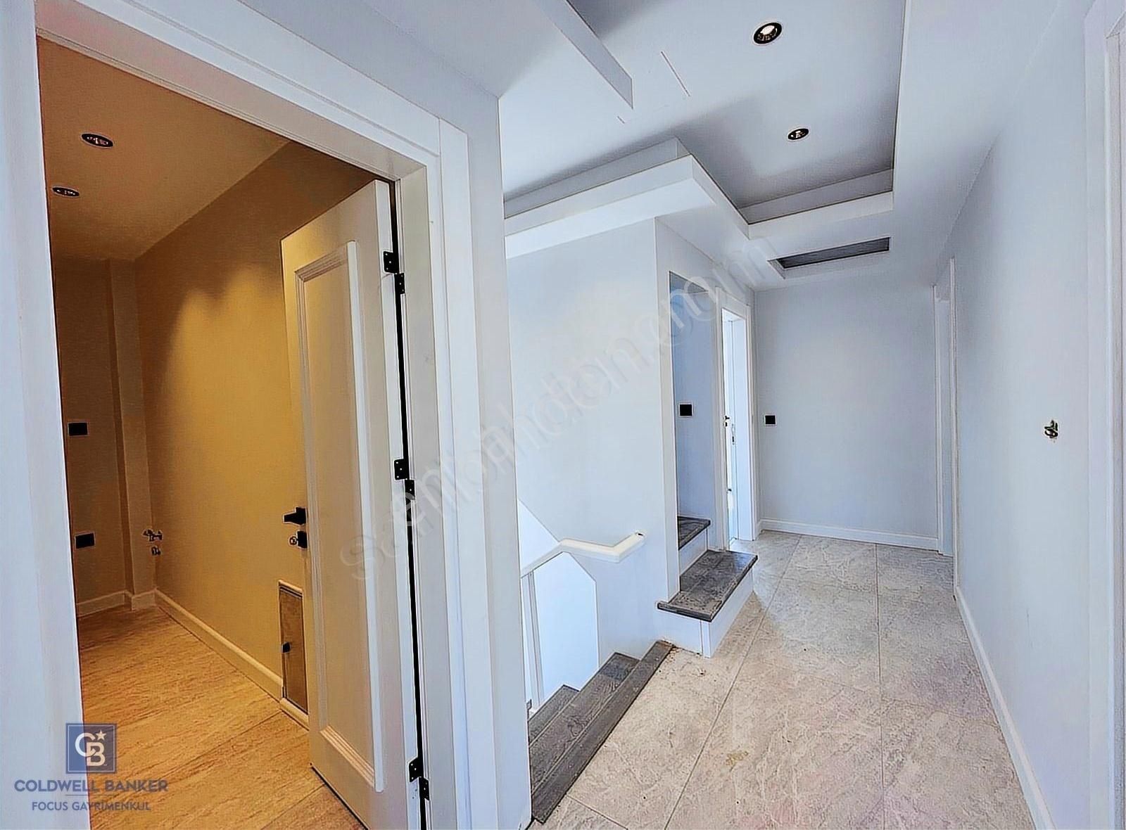 Cb Focus Gümüştepe'de Kapalı Otoparklı Satılık 6+1 Villa - Görsel 2