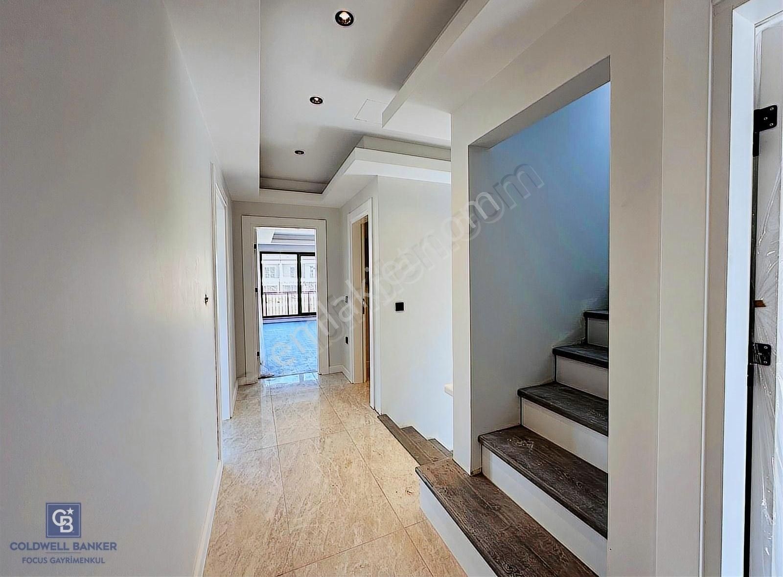 Cb Focus Gümüştepe'de Kapalı Otoparklı Satılık 6+1 Villa - Görsel 11