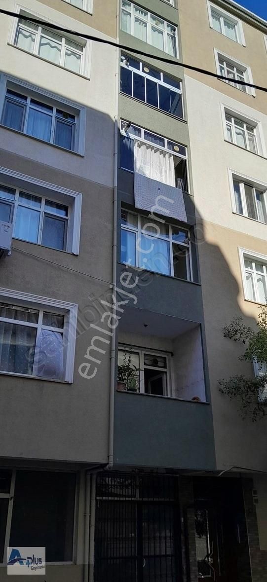 Küçükçekmece Atatürk Satılık Daire Atatürk Mahallesi 2+1 95m2 Satılık Daire