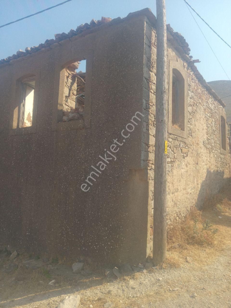 Tarihi Basit Onarımlı Taş Ev - Görsel 5