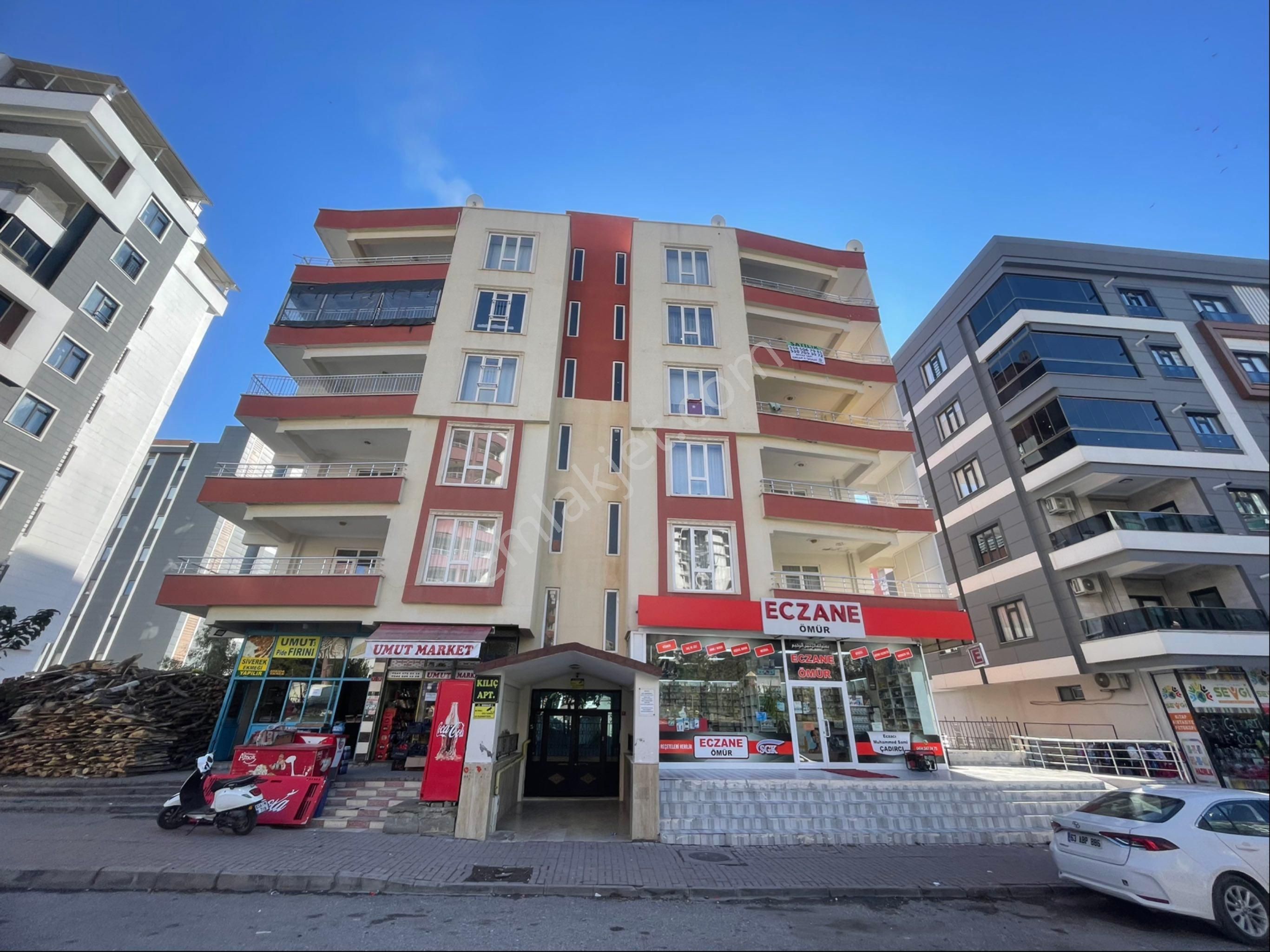 Karaköprü Doğukent Satılık Daire Beyaz Yapı’dan Bakımlı 3+1 Daire