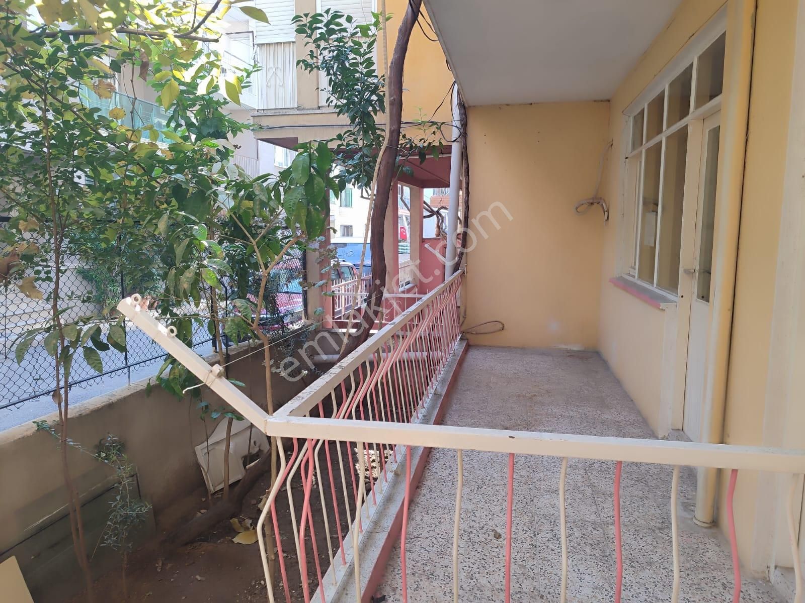 Karşıyaka Örnekköy Kiralık Daire Başkut Emlak'tan Örnekköy De Kiralık 2+1 Daire