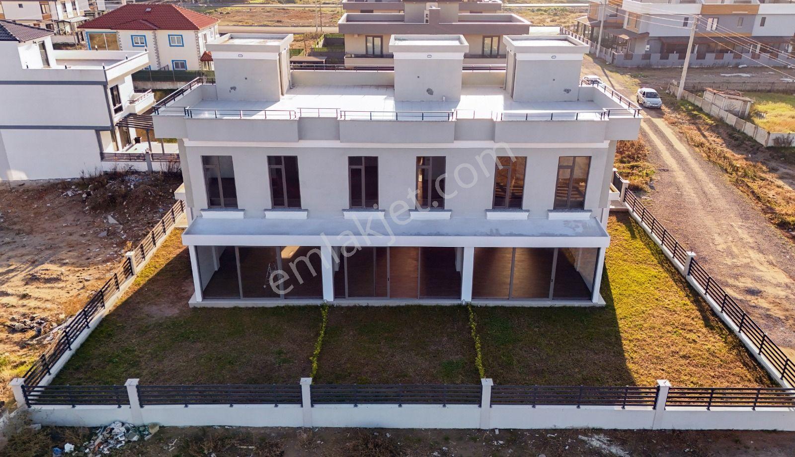 Karasu Yenimahalle'de Satılık Full Deniz Manzaralı Sıfır Villa - Görsel 34