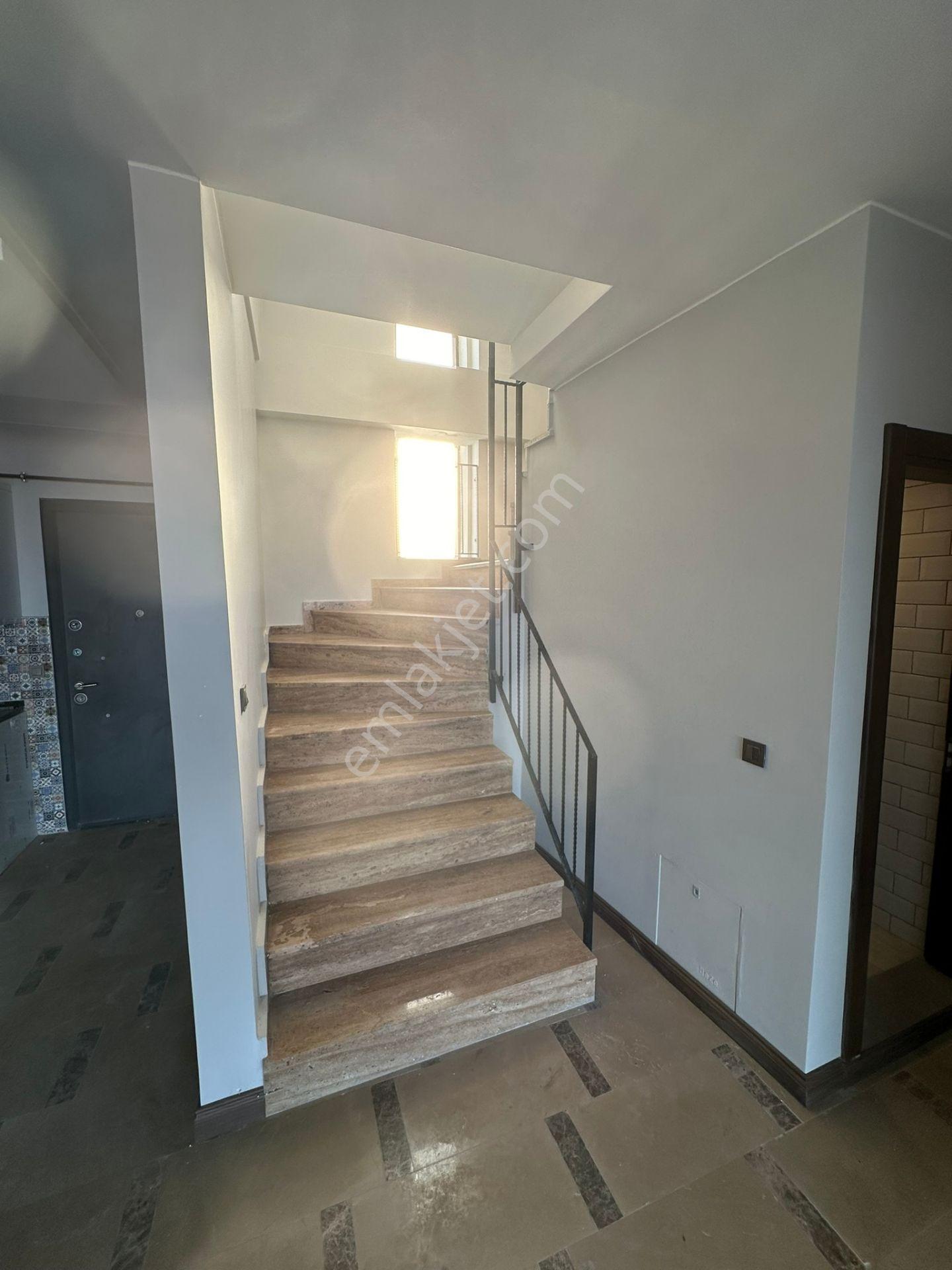 Karasu Yenimahalle'de Satılık Full Deniz Manzaralı Sıfır Villa - Görsel 19