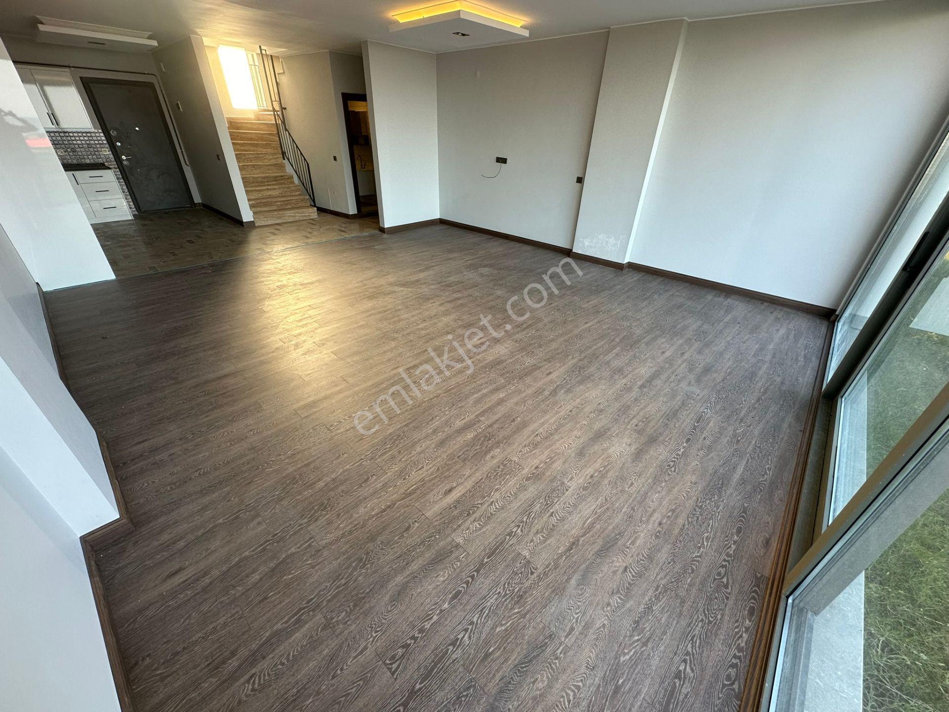 Karasu Yenimahalle'de Satılık Full Deniz Manzaralı Sıfır Villa - Görsel 11