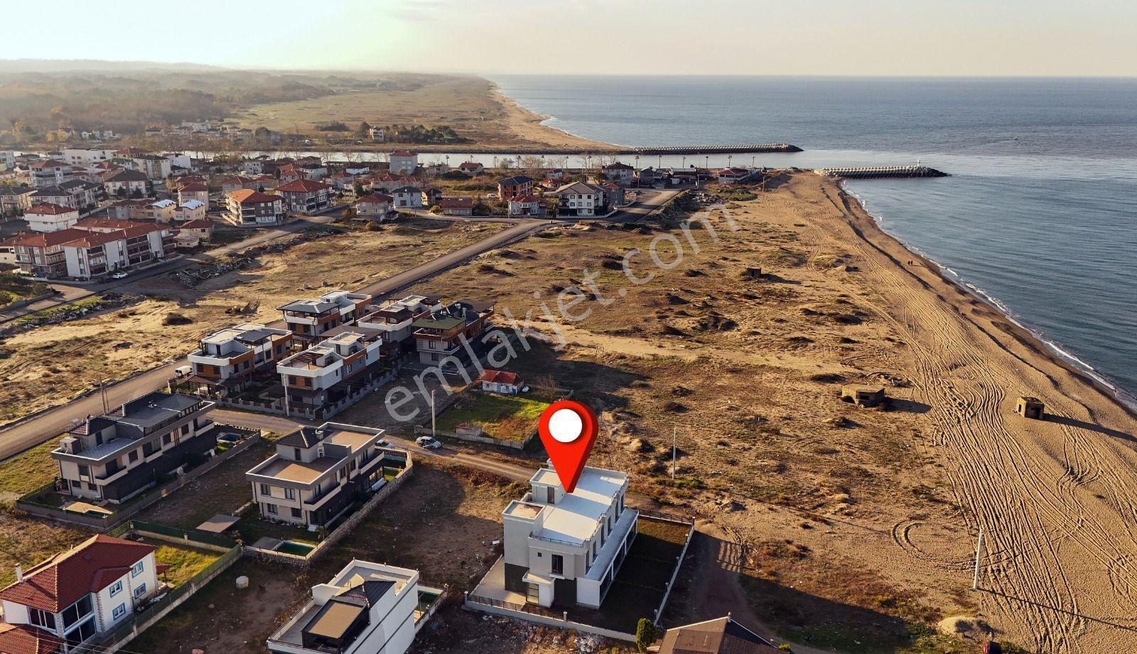 Karasu Yenimahalle'de Satılık Full Deniz Manzaralı Sıfır Villa - Görsel 33