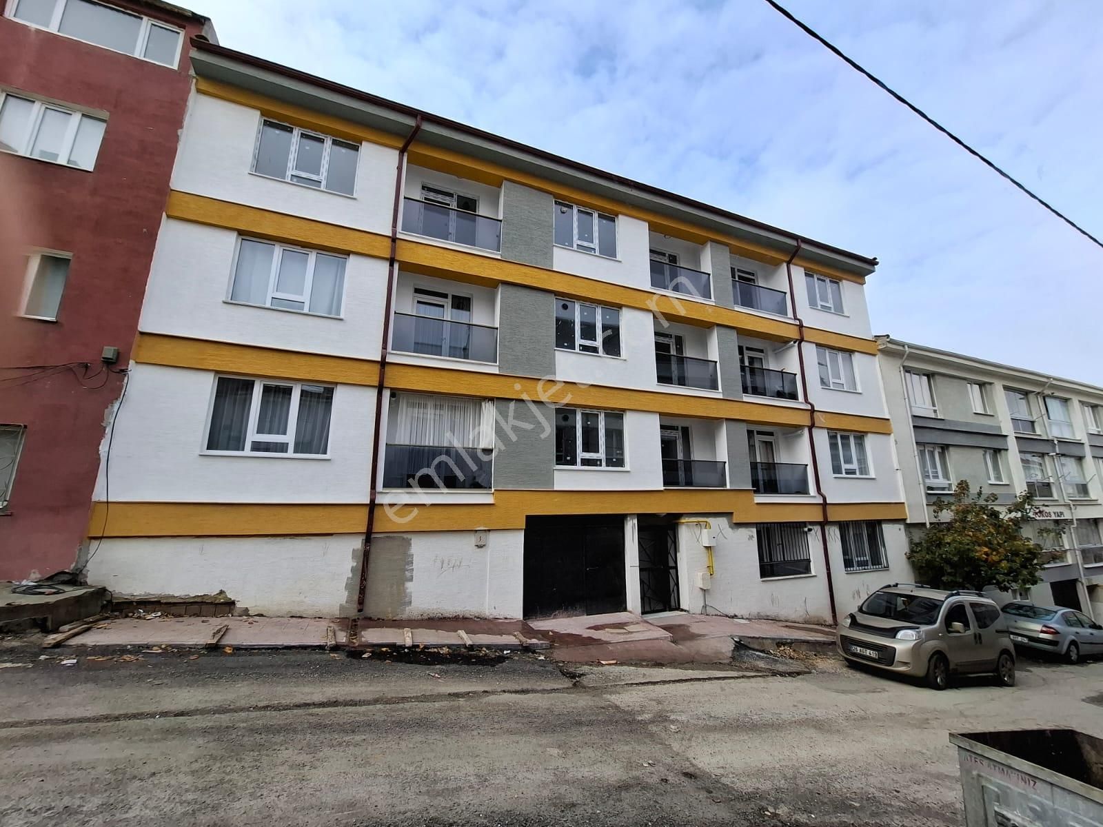 Odunpazarı Emek Satılık Daire 1+1 Satılıkyeni Bina