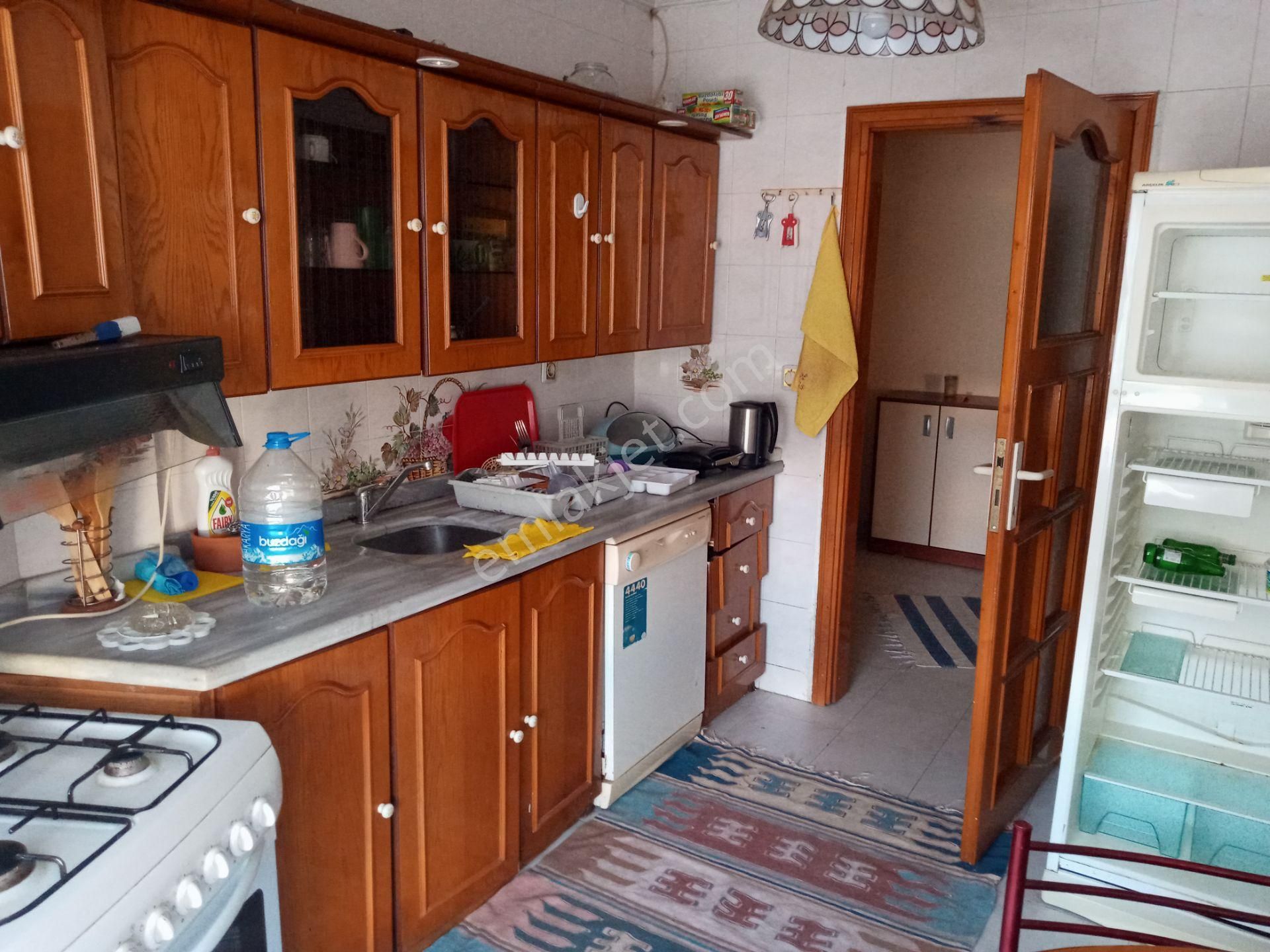 Pendik Yenişehir Satılık Daire Yatırımlık Ara Kat Büyük Tip