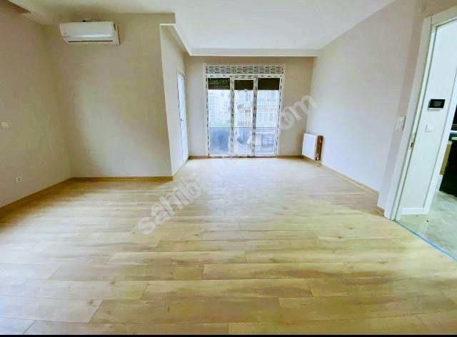 Kadıköy Feneryolu Satılık Daire Feneryolunda 3+1 85m2 Net Arakat Yeni Daire