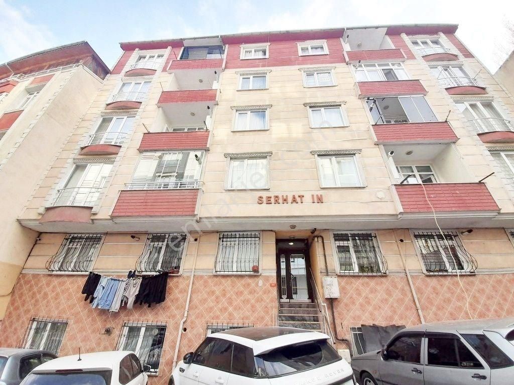 Esenyurt İnönü Satılık Daire Esenyurt İnönü Mahallesinde Güzel Konumda Satılık 2+1 95 M2 Arakat Satılık Daire