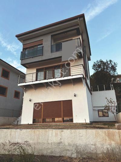 Dikili Çandarlı Satılık Villa Çandarlı Bimeykoda Eşsiz Manzaralı 5+1 Satılık Yazlık&villa