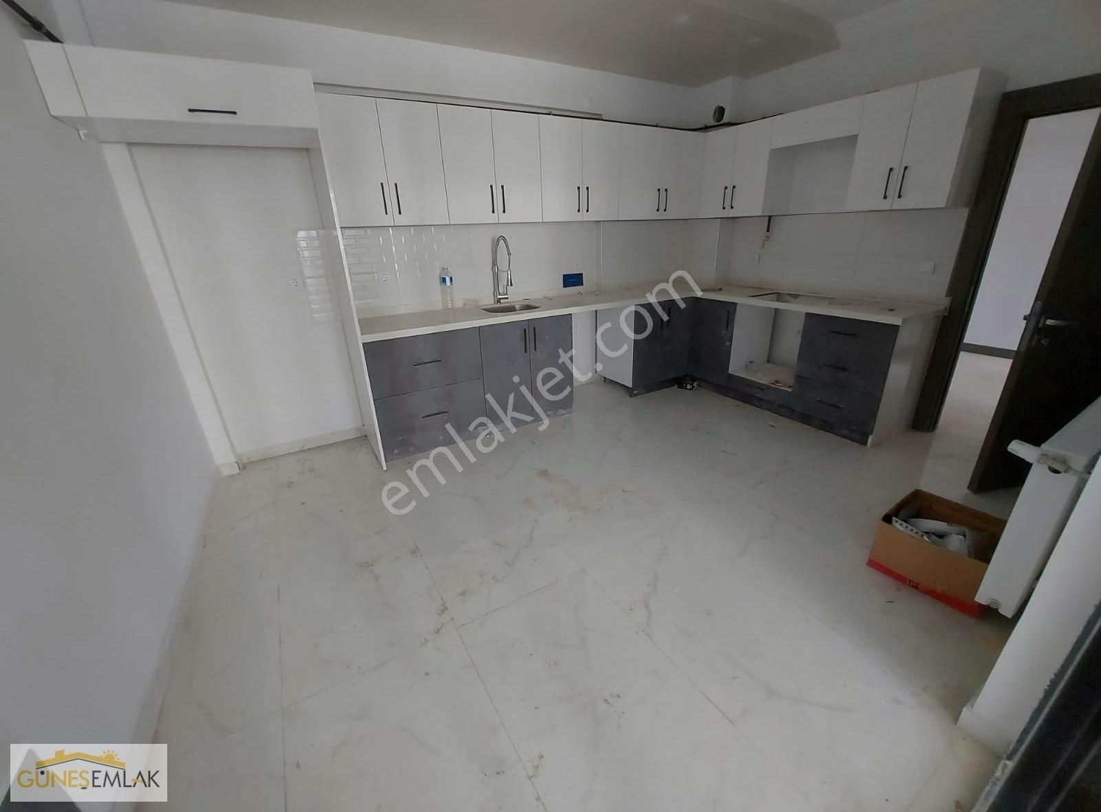 Develi Harman Kiralık Daire Güneş Emlaktan Kapalı Otoparklı Kiralık Sıfır Daire