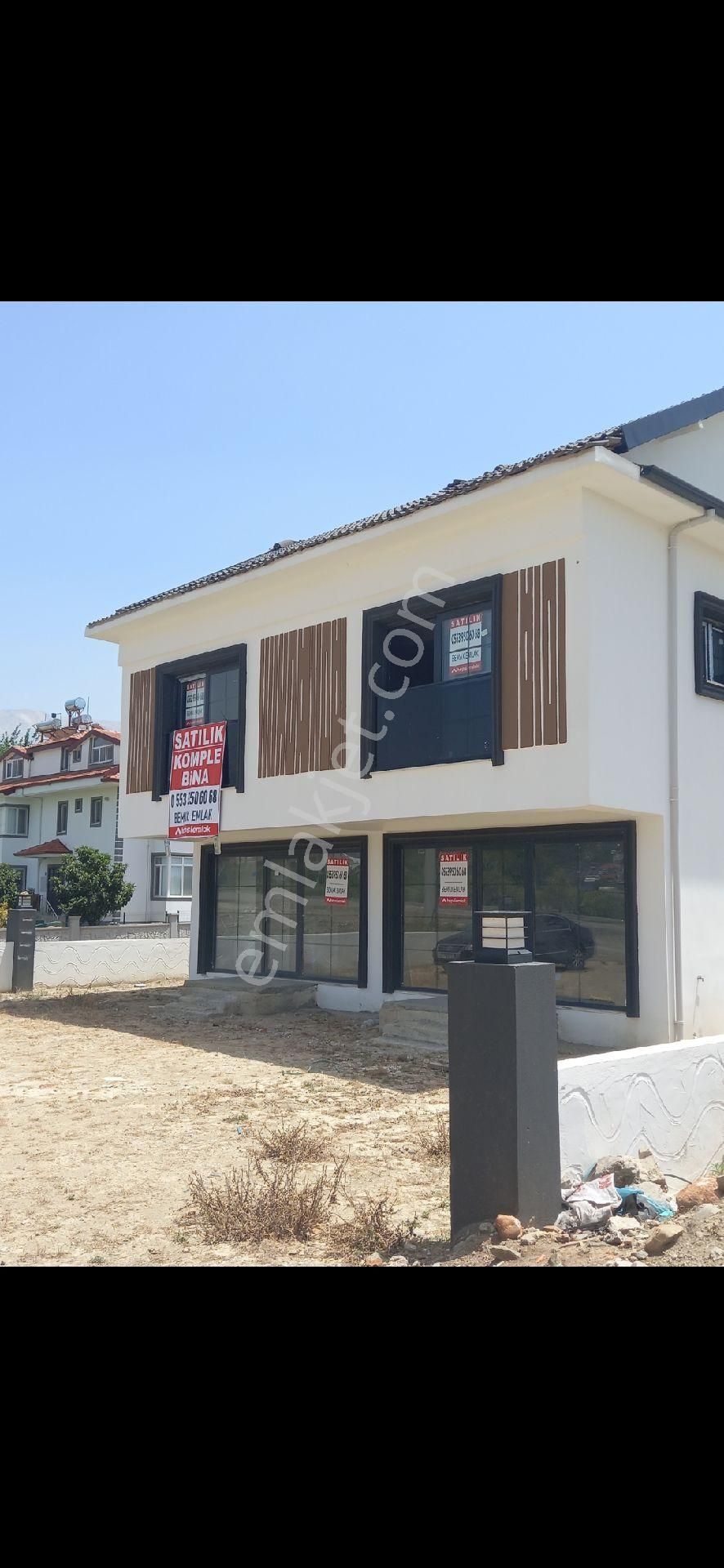 Seydikemer De Komple Satılık Bina Hastane Yolunda - Görsel 3