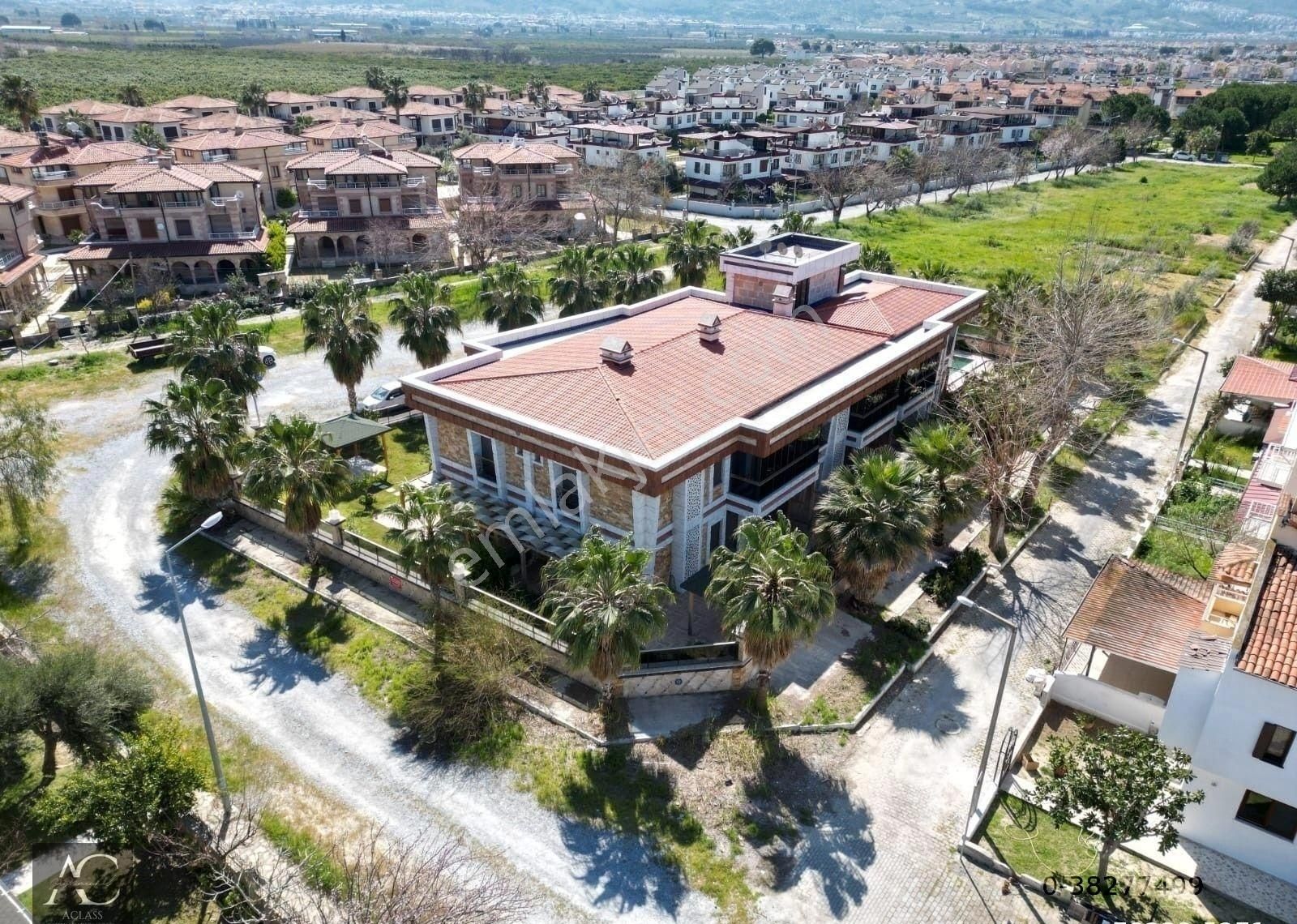 Kuşadası Davutlar Satılık Residence Sahıle 550 M-7/24 Güvenlik-havuz-bahçe-sosyal Alan-merkezi-modern-ultralüx-fırsat Daireler