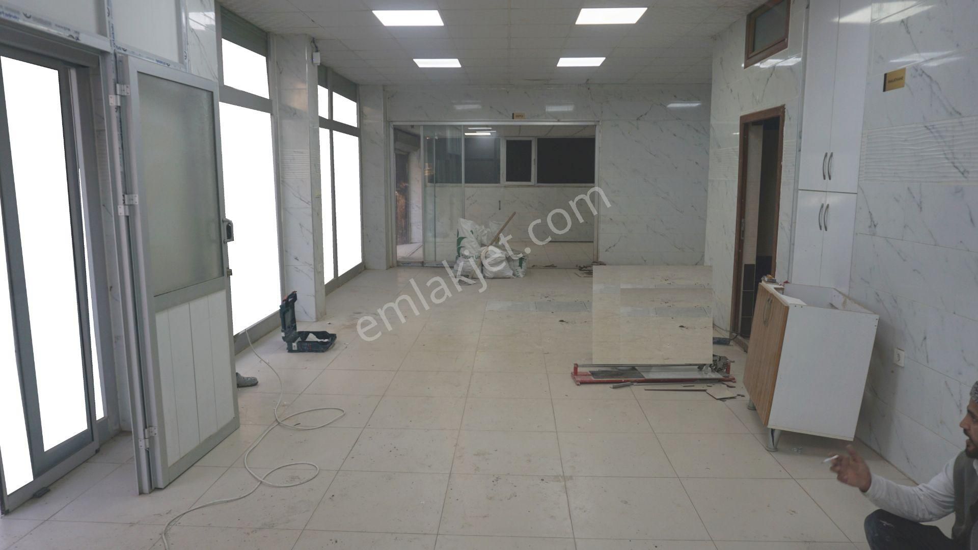 Çiğli Ataşehir Kiralık Dükkan & Mağaza Ataşehirde Dükkan Kiralık 175 M2 3 Bölmeli+çift Wc Li Çiğli Serkan Emlak Dan