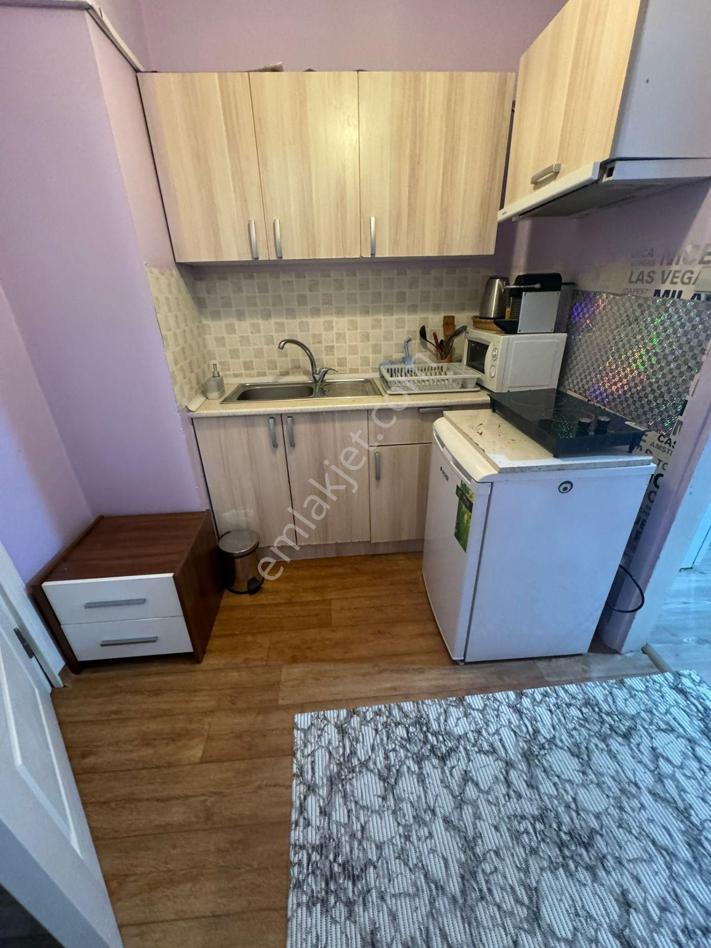 Şişli Elmadağ'da Her Şey Dahil Eşyalı (1+1) Kiralık Daire - Görsel 11