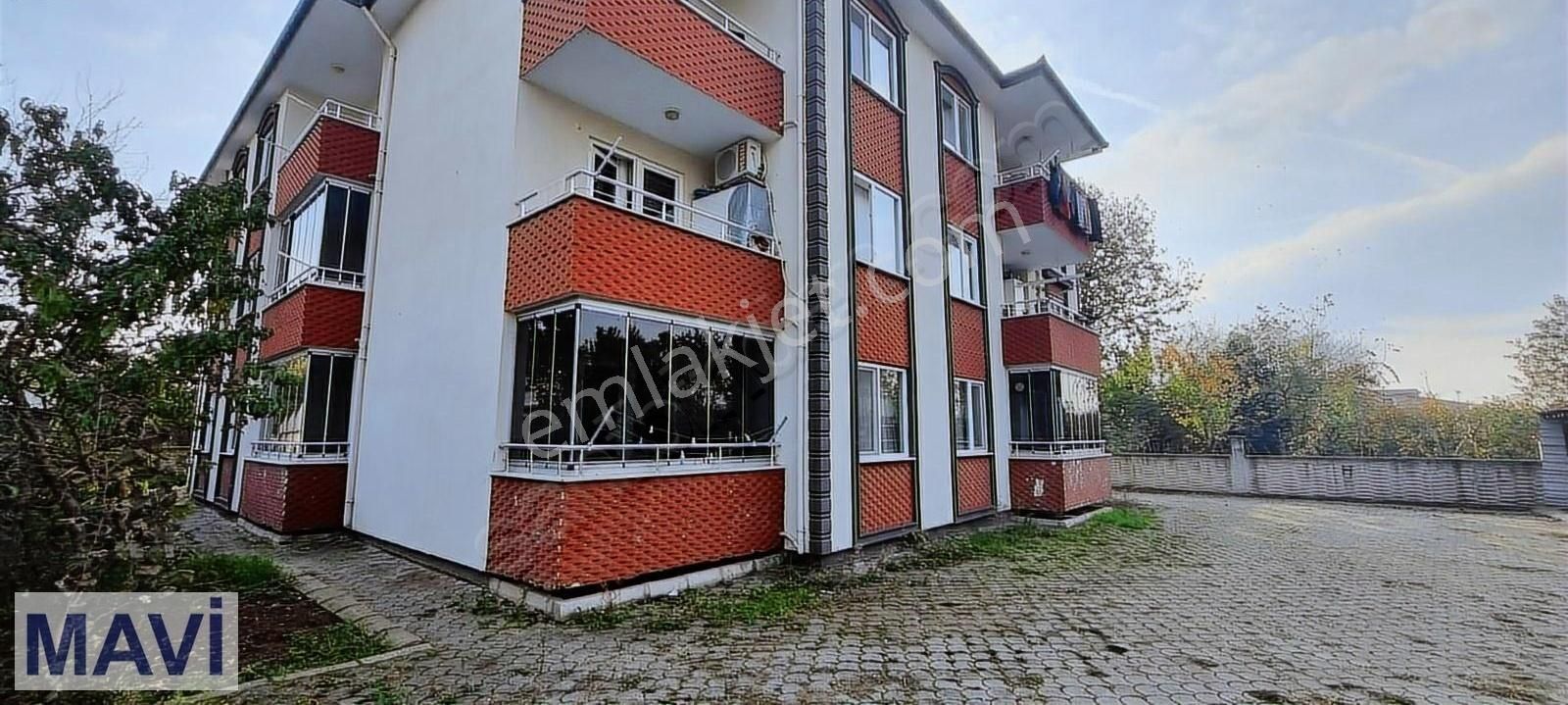 Hendek Rasimpaşa Satılık Daire Remax Mavi Ömer Faruk Esen'den Rasimpaşa Da 3+1 Lüks Daire