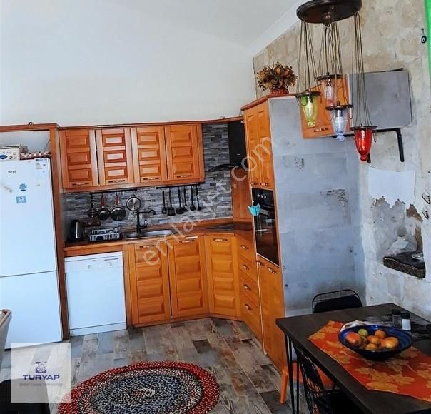 Didim Balat' Ta Bahçeli Müstakil Taş Ev - Görsel 4