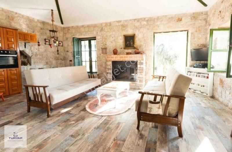 Didim Balat' Ta Bahçeli Müstakil Taş Ev - Görsel 12