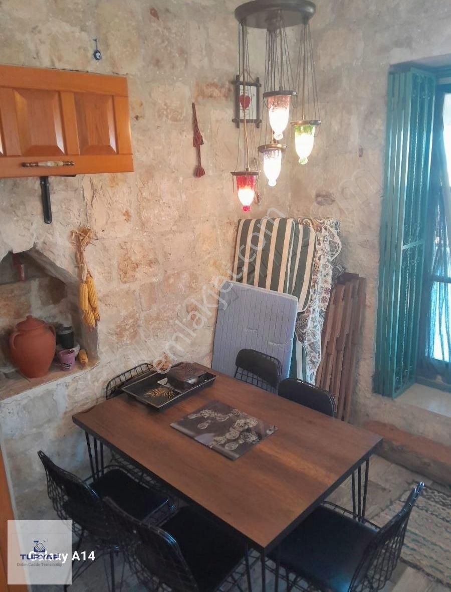 Didim Balat' Ta Bahçeli Müstakil Taş Ev - Görsel 8