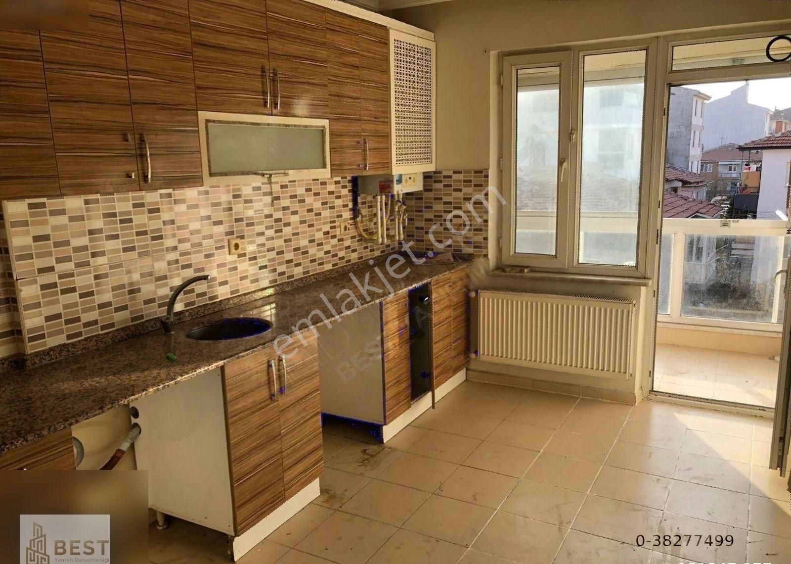 Tepebaşı Şirintepe Kiralık Daire Şirintepe Mahallesi Gülfer Sokakta Kiralık 2+1 Daire