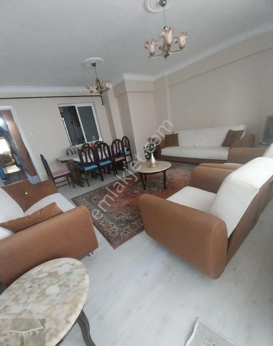 Bornova Ergene Kiralık Daire Ergene Mahallesinde 3+1 Eşyalı Kiralık Daire