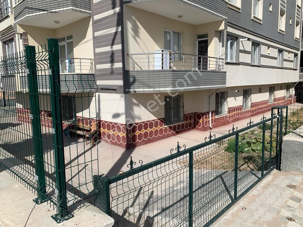 Yerköy Vefi Pandır Satılık Daire Yerköy Ali Vehbi Pandır Mahalesi Doktorlar Apartanında Sonbir 3+1 Daire