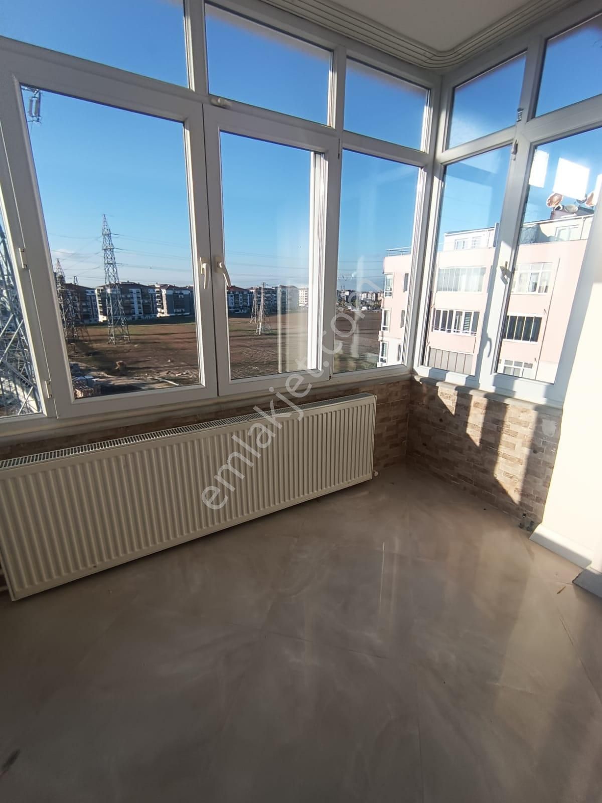 Çorlu Kazımiye Satılık Daire Kazimiye Mah .3+1 /170 M2 Daire