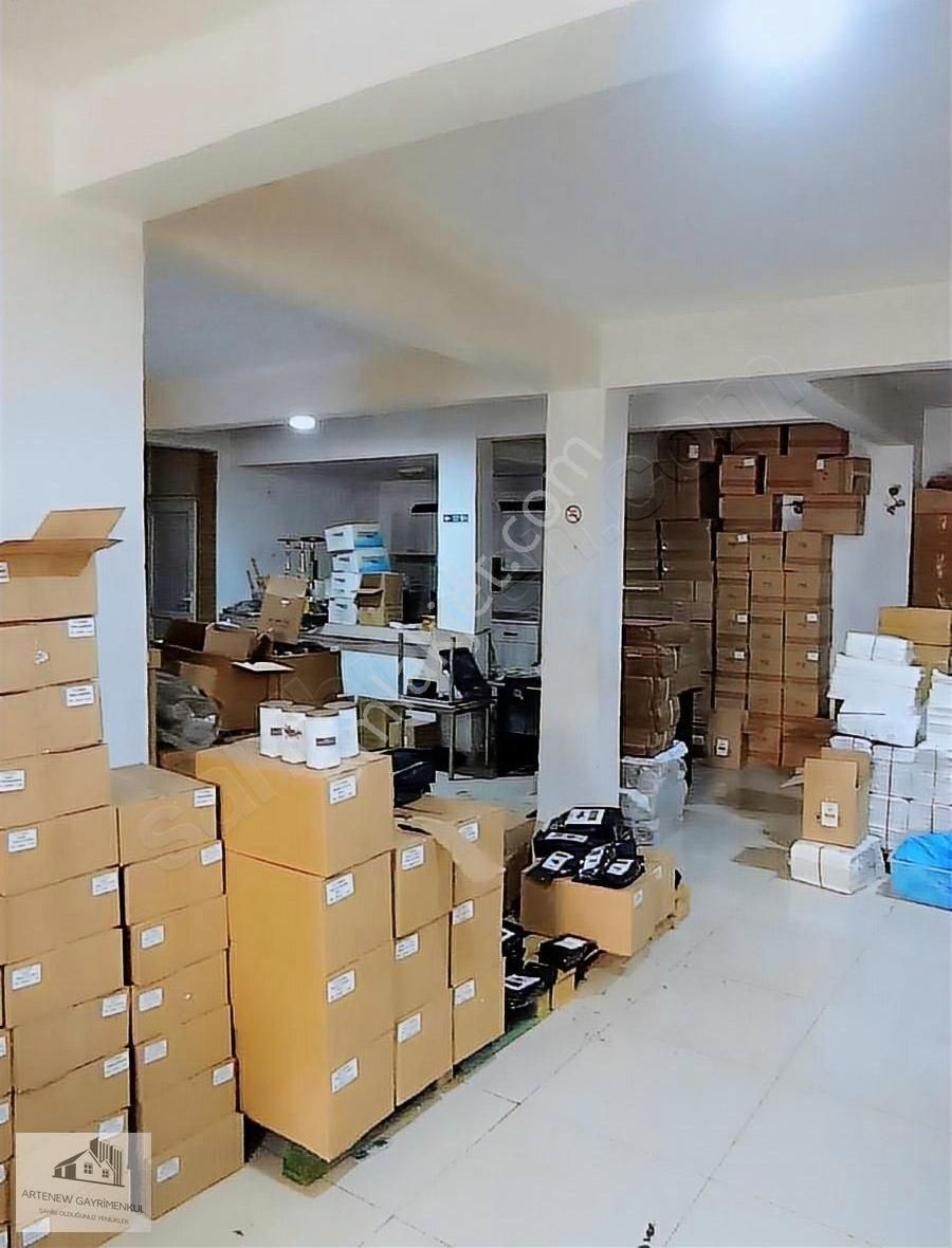 Bayraklı Alpaslan Kiralık Depo Artenew'den Geniş Kameralı Kiralık Depo