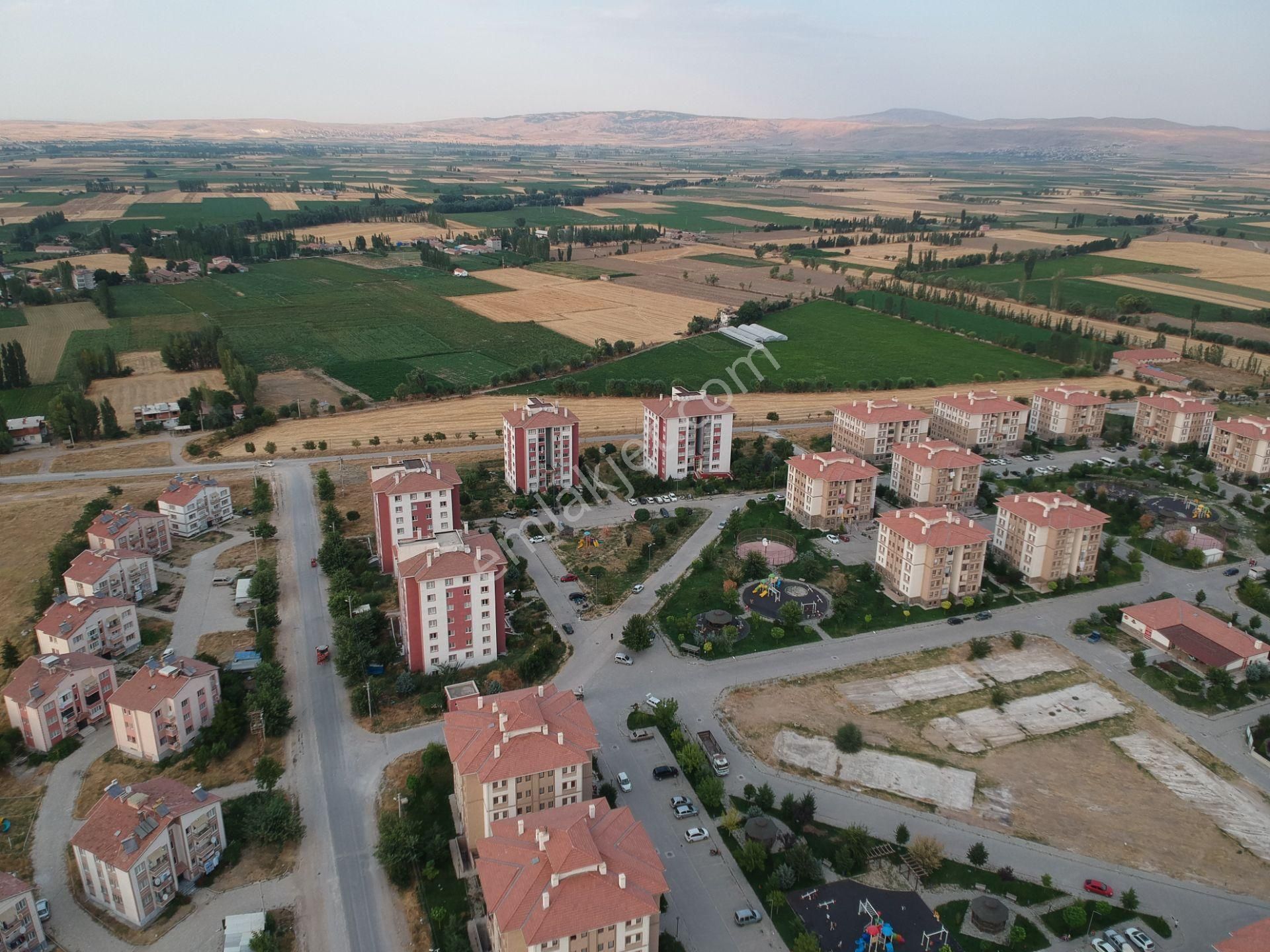 İlbey // Şuhut Hastane Yanında 2 Adet (ikiz) Dubleks Villa - Görsel 22