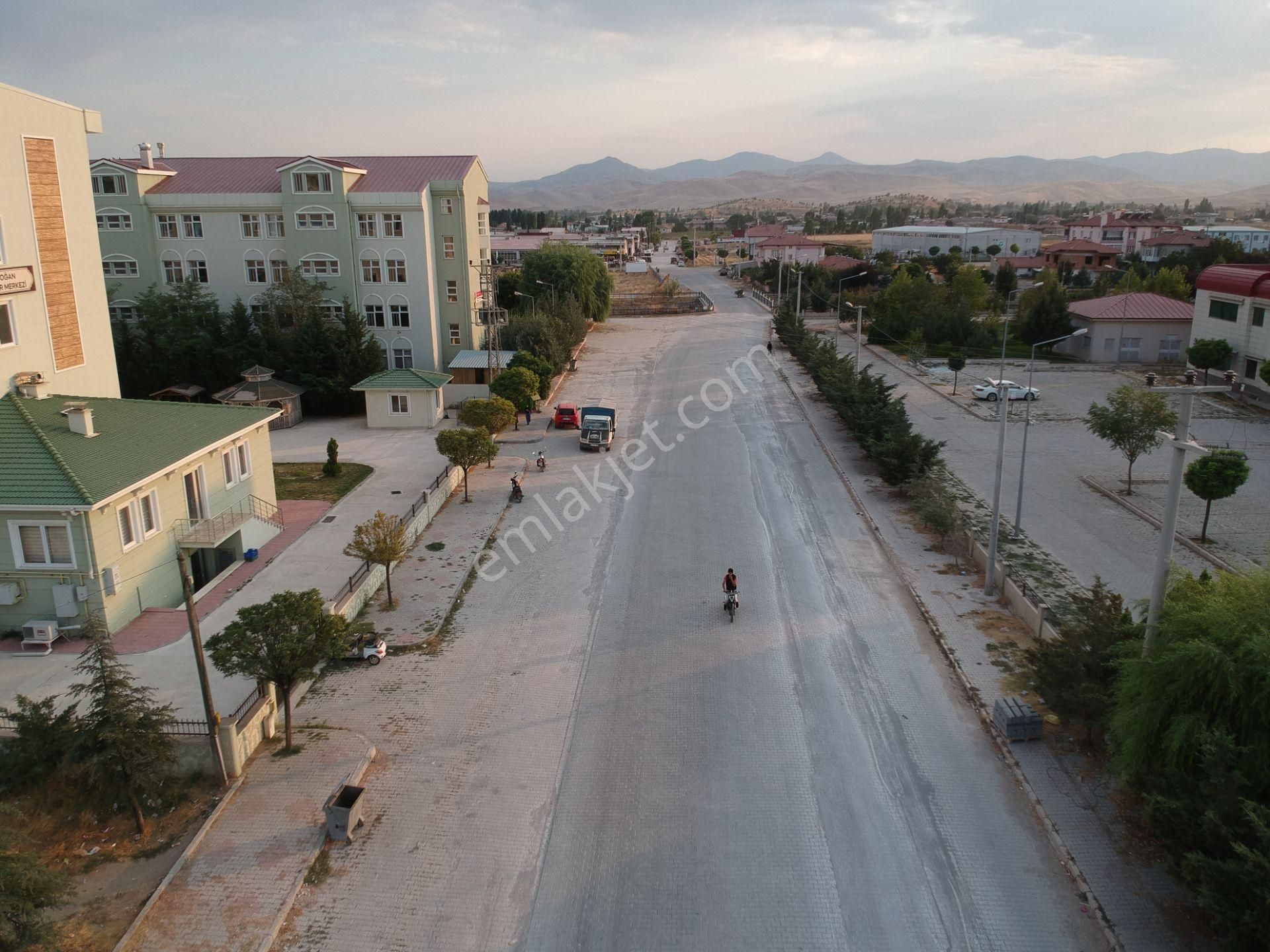 İlbey // Şuhut Hastane Yanında 2 Adet (ikiz) Dubleks Villa - Görsel 30