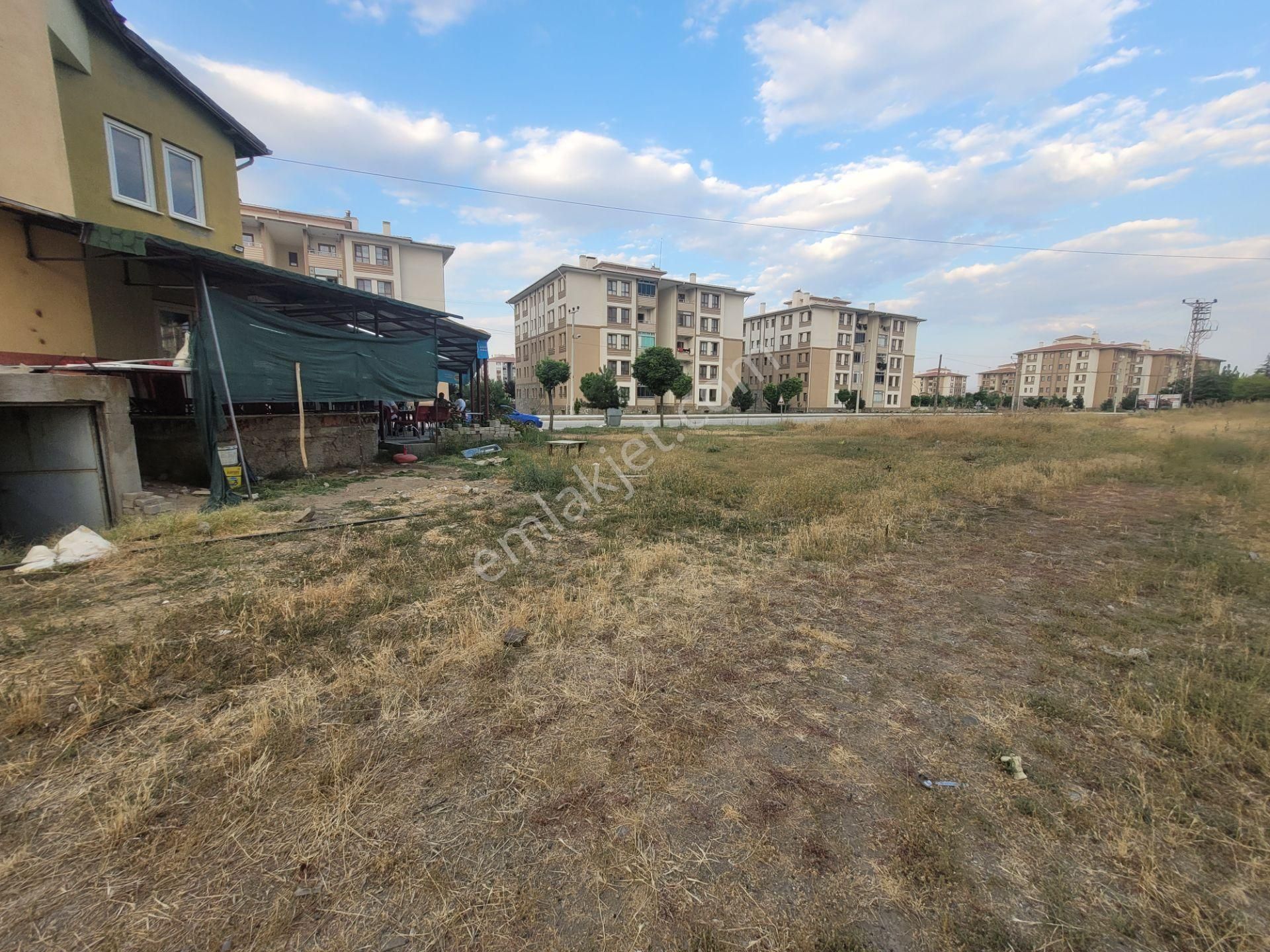 İlbey // Şuhut Hastane Yanında 2 Adet (ikiz) Dubleks Villa - Görsel 8