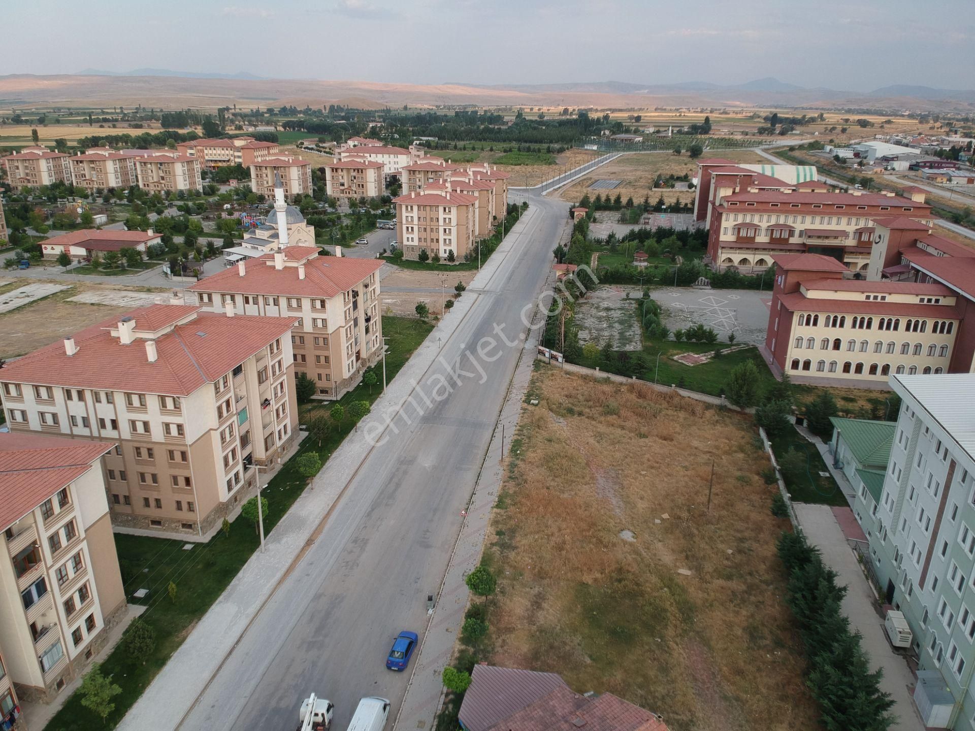 İlbey // Şuhut Hastane Yanında 2 Adet (ikiz) Dubleks Villa - Görsel 18