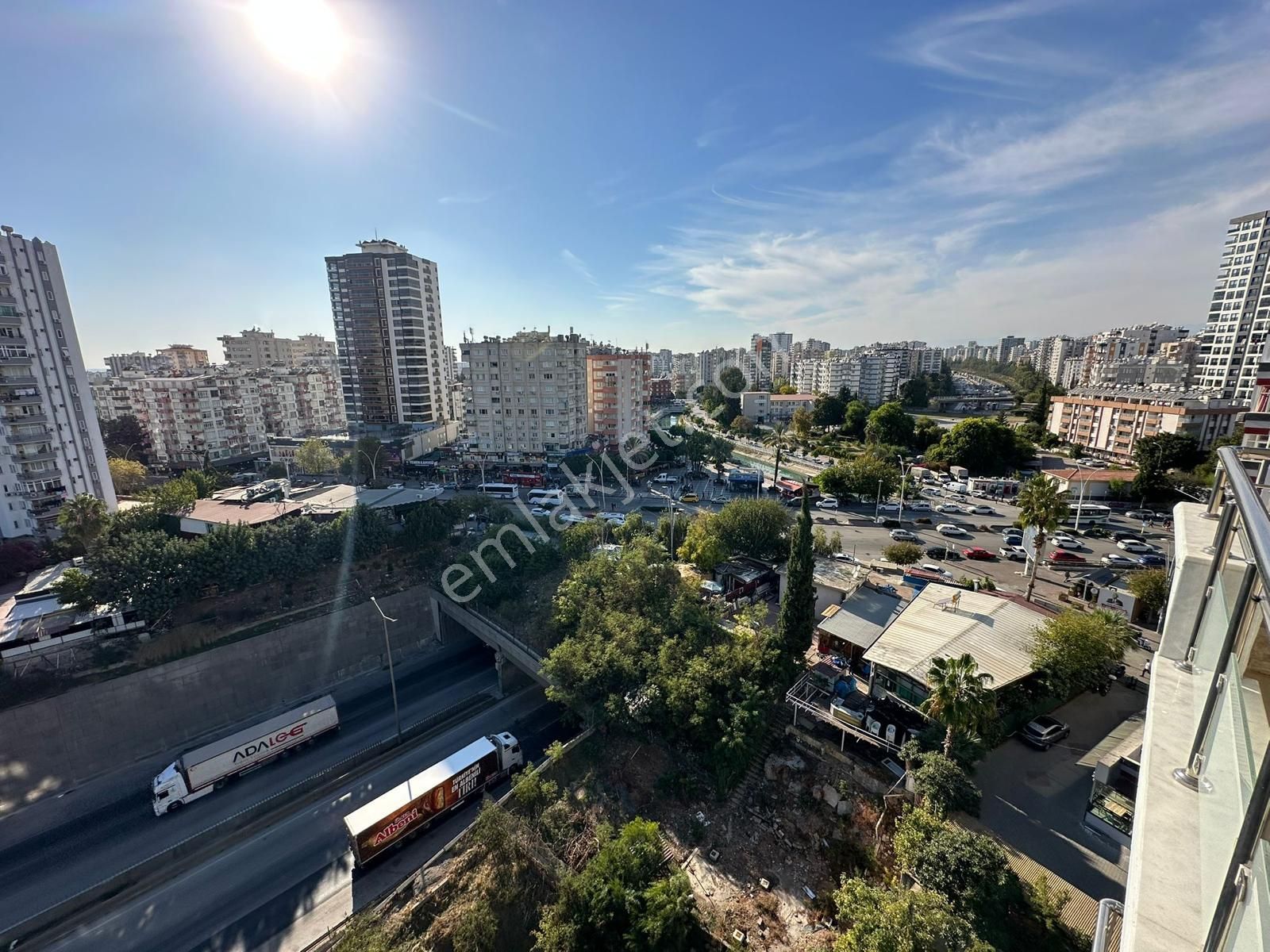 Çukurova Beyazevler Satılık Daire Çukurova Beyazevler Otoban Üstü Site İçi Satlık 4+1 Az Katlı K.mutfak Hasarsız Daire