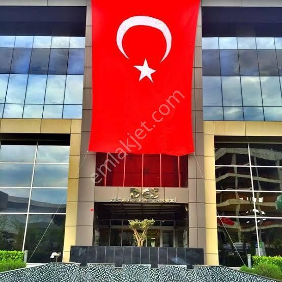 Ümraniye Dudullu OSB Satılık Dükkan & Mağaza Des Sanayi Sitesi 200 M2