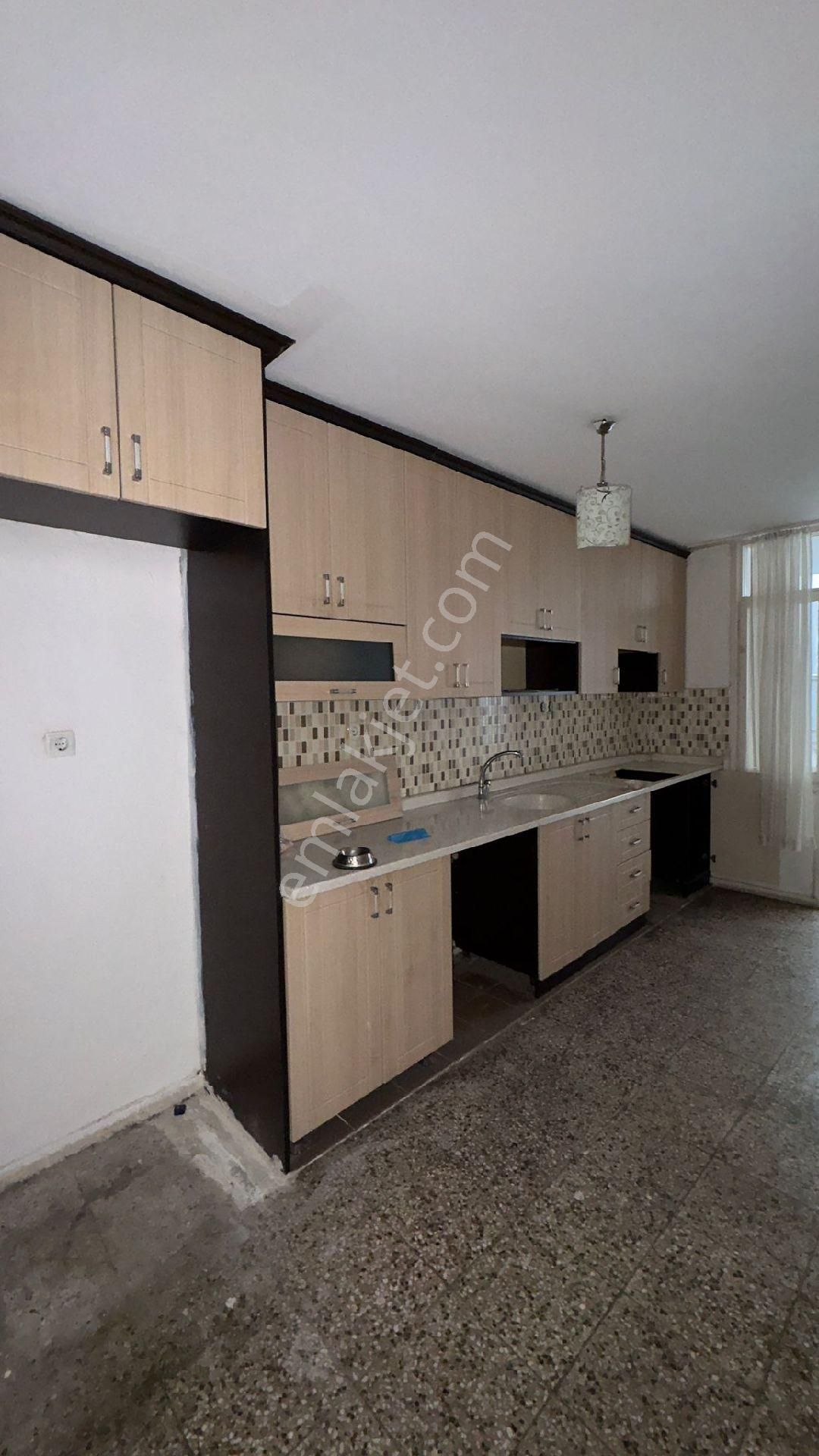 Seyhan Yeşilyurt Kiralık Daire Barajyolu Gökkuşağı Civarı 2+1 Kiralık Daire