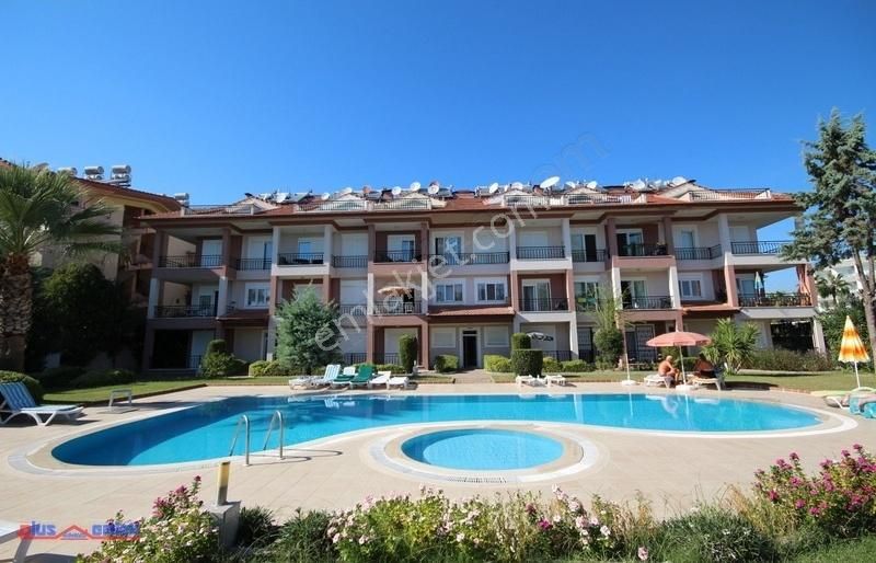 Manavgat Side Satılık Daire Side Cennetlerde Havuzlu Sitede Bahçe Katı Eşyalı 2+1