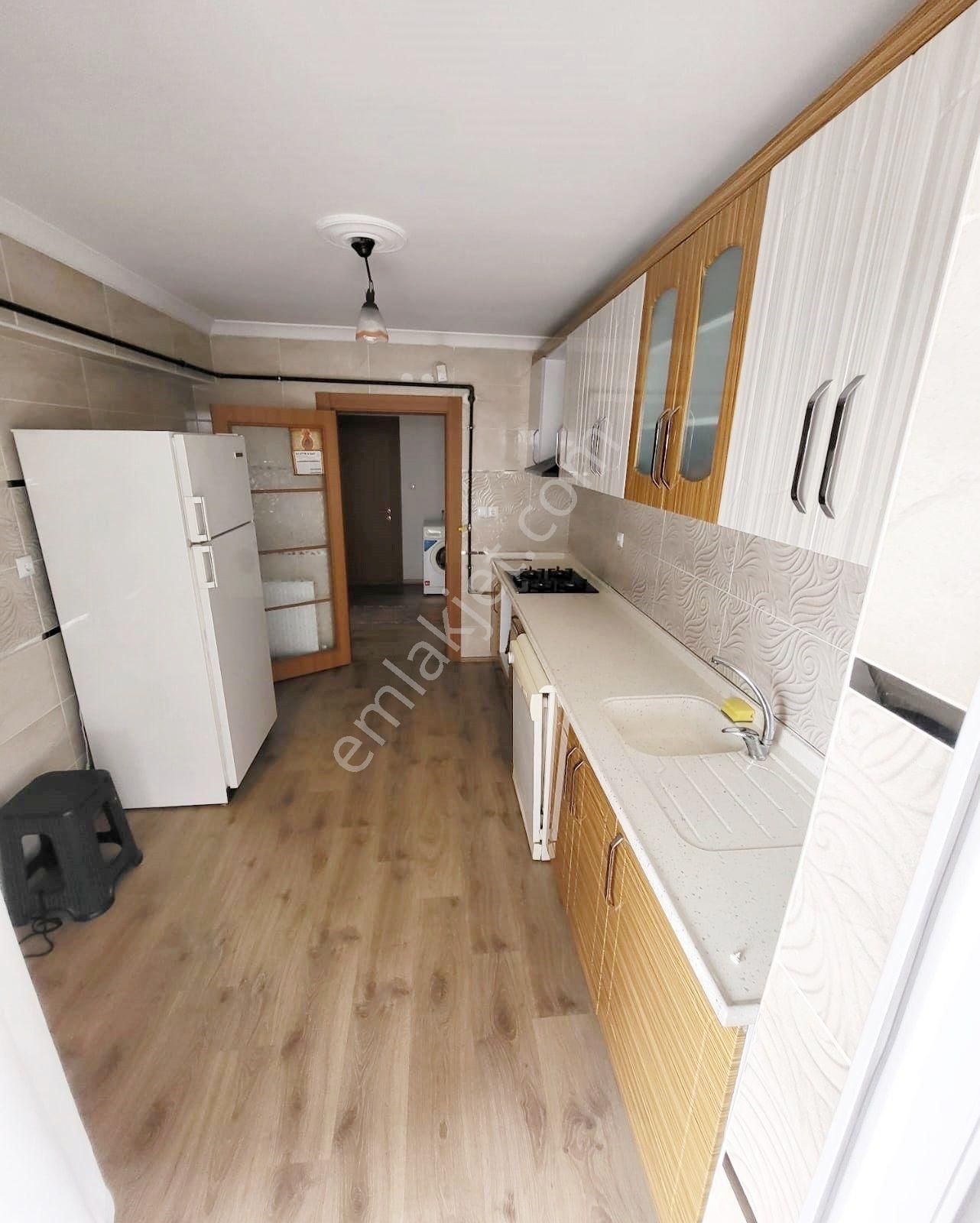 Mamak Misket Kiralık Daire Krc'den Cadde Üzerinde Okula Ulaşıma Yakın Eşyalı 2+1 Kiralık Daire