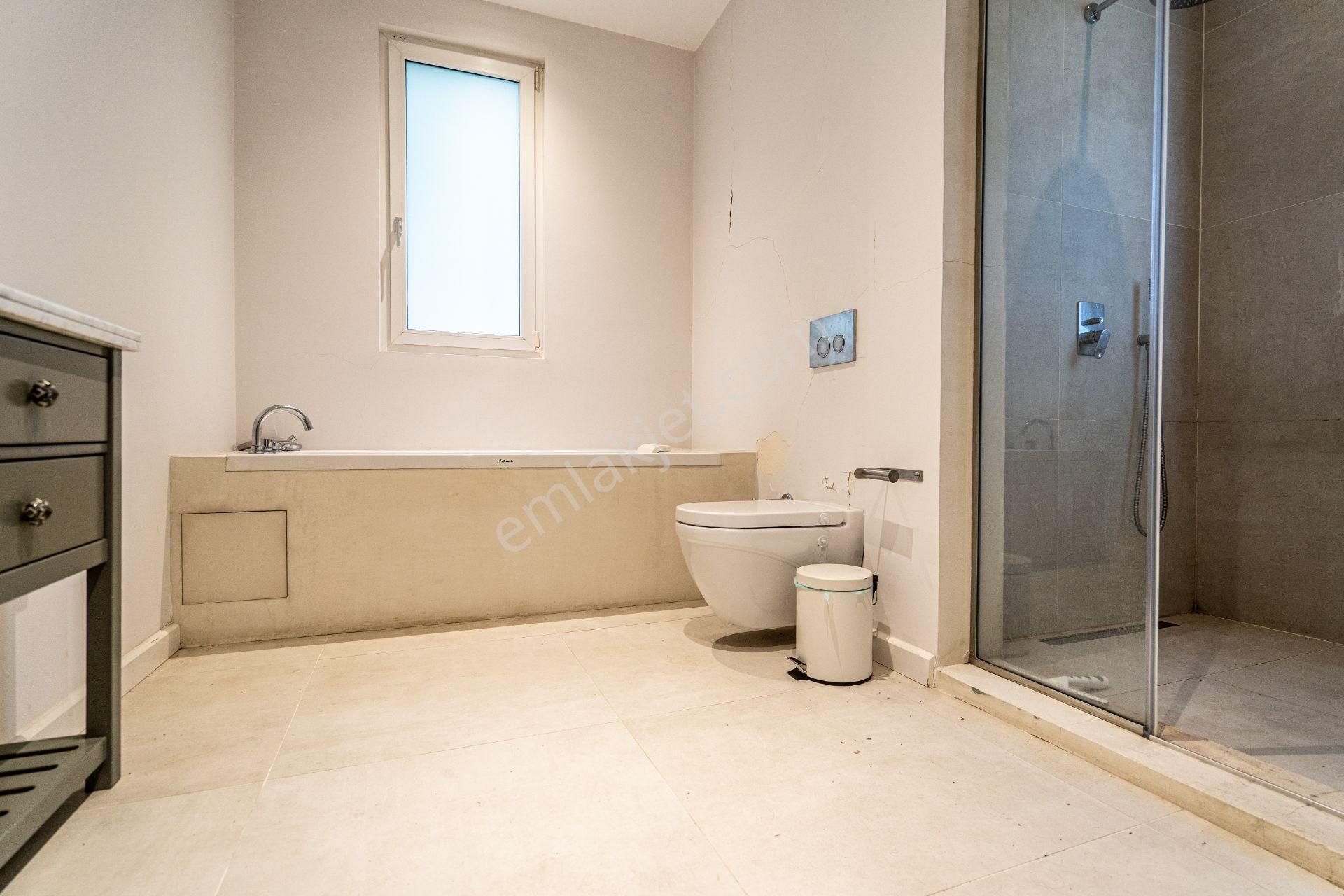 Tarabya Köşk Evler Sitesi'nde 5+2 Satılık Villa - Görsel 27