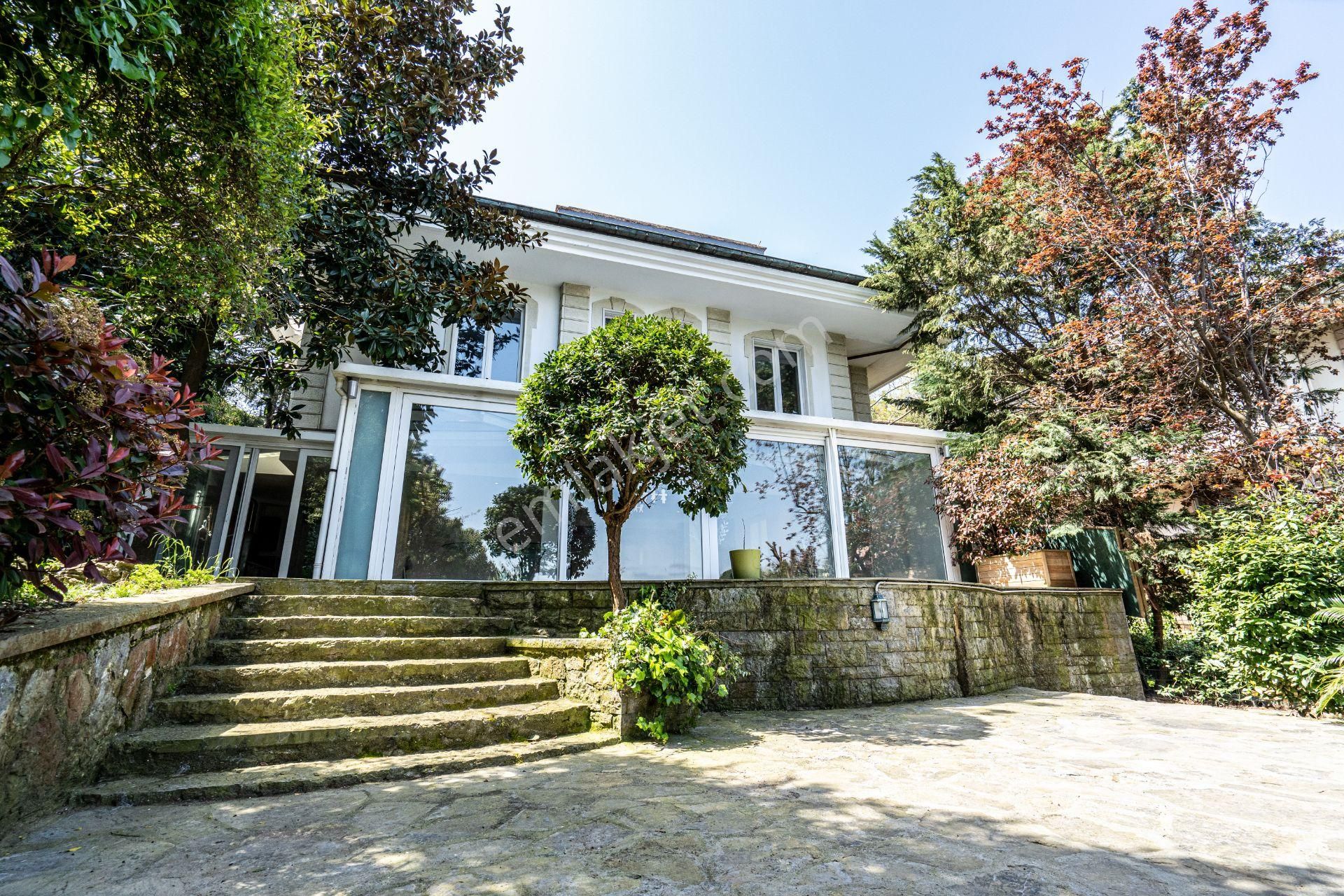 Tarabya Köşk Evler Sitesi'nde 5+2 Satılık Villa - Görsel 9