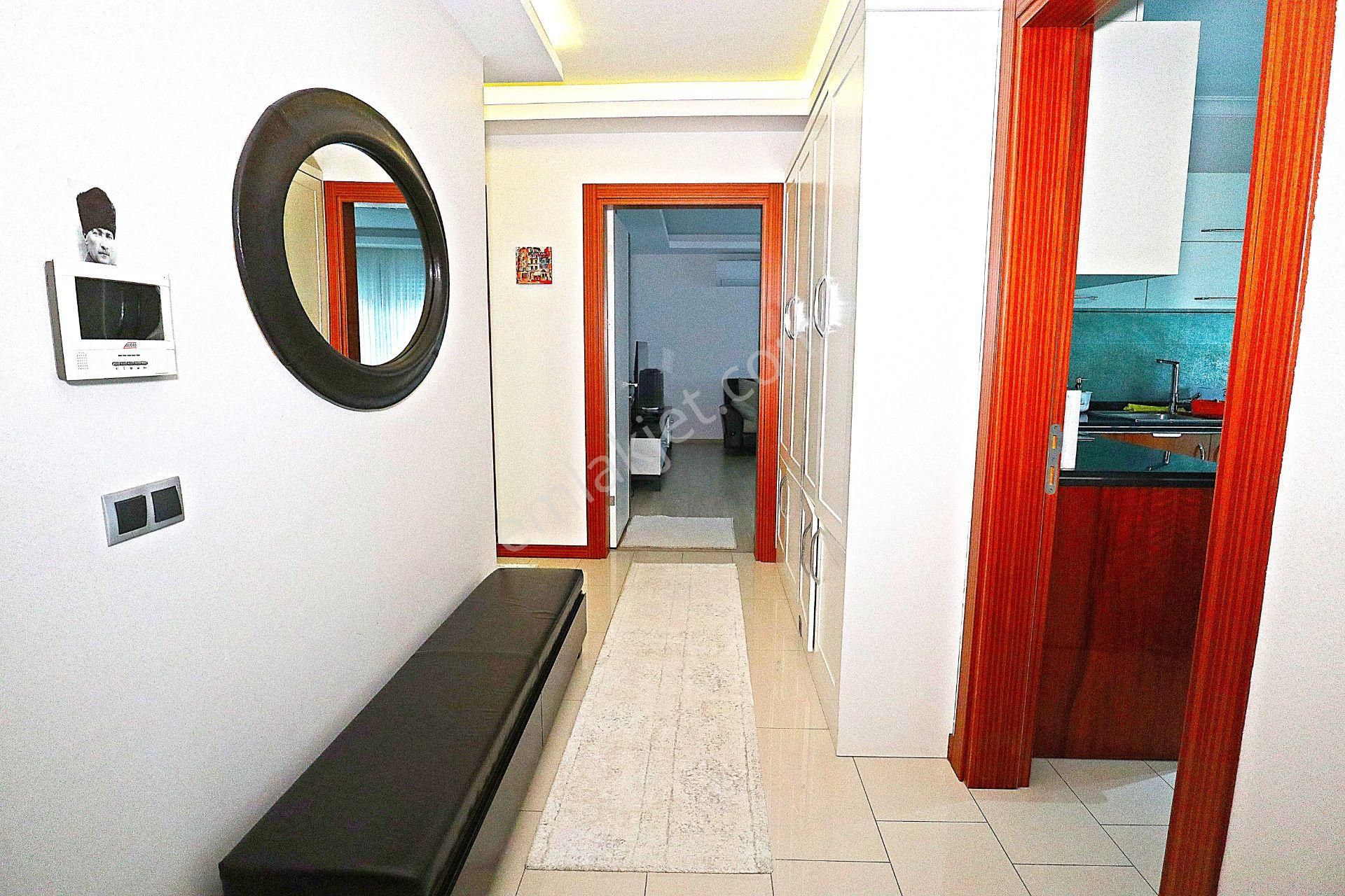 Acil Satılık 10 Yaşında Asansörlü,otoparklı Arakat Köşe Daire - Görsel 6