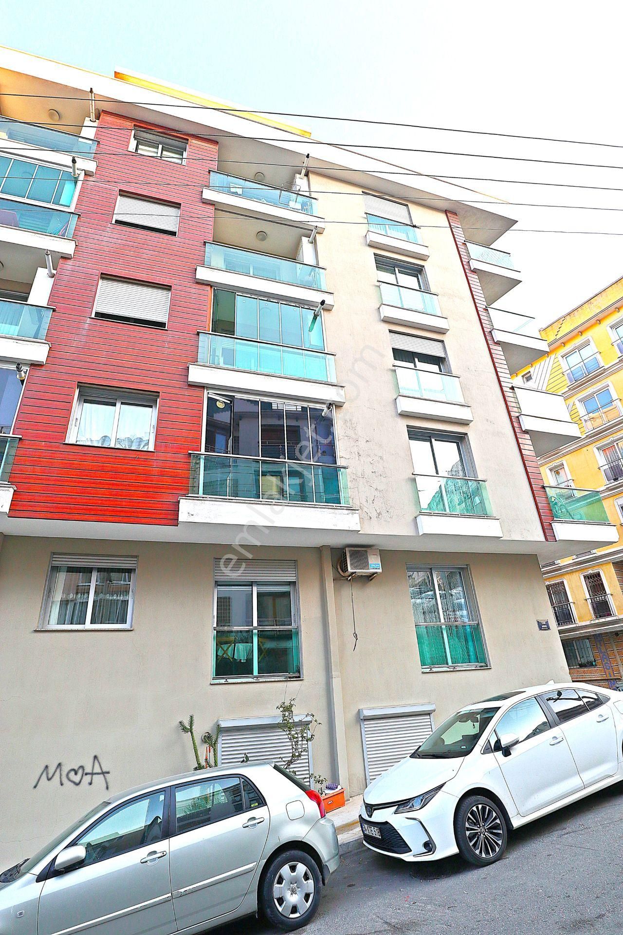 Acil Satılık 10 Yaşında Asansörlü,otoparklı Arakat Köşe Daire - Görsel 35