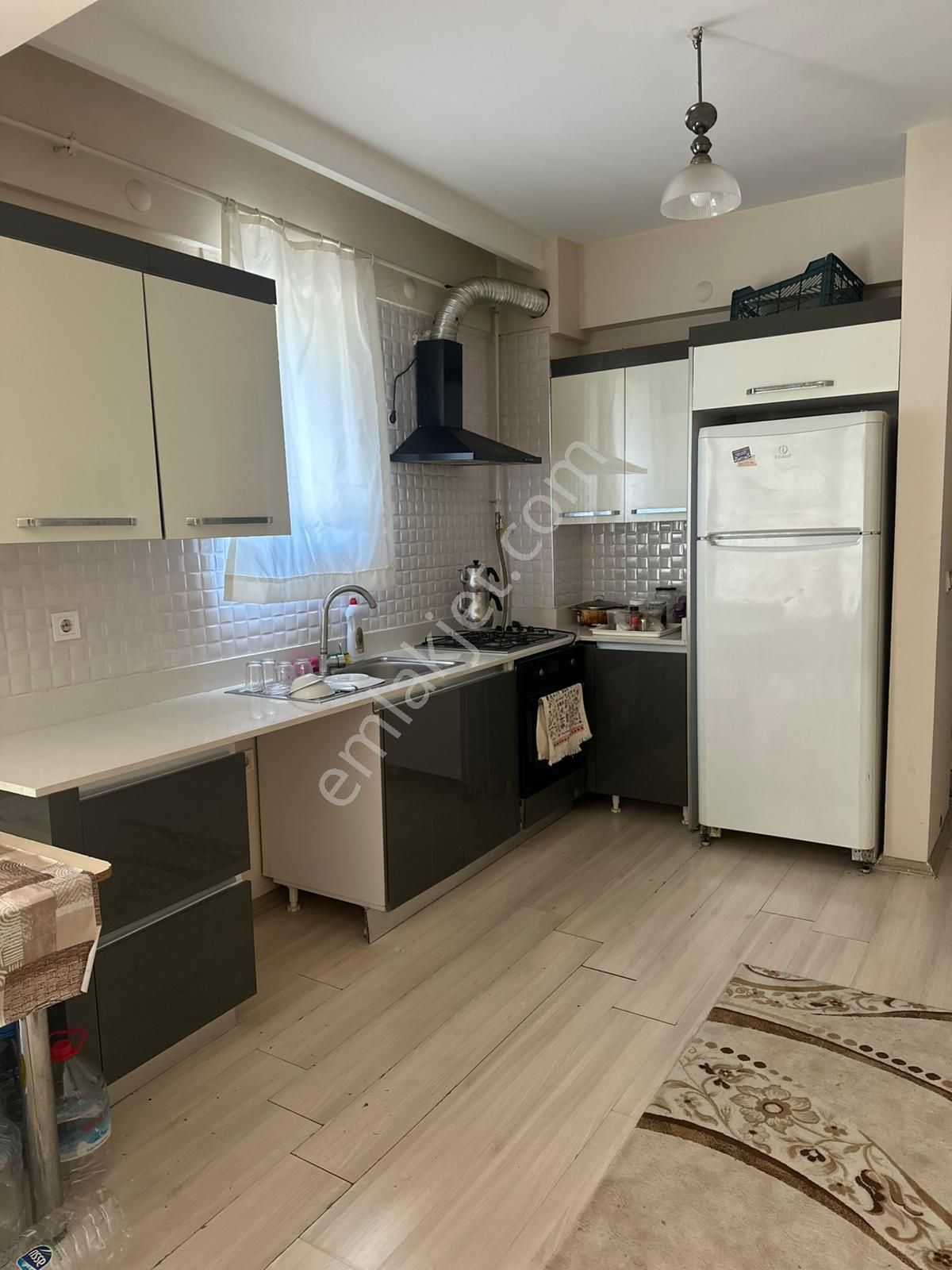 Yunusemre Karaali Satılık Daire Karaali Mahallesi 1+1 60 M2 3 Katlının Yüksek Zemini