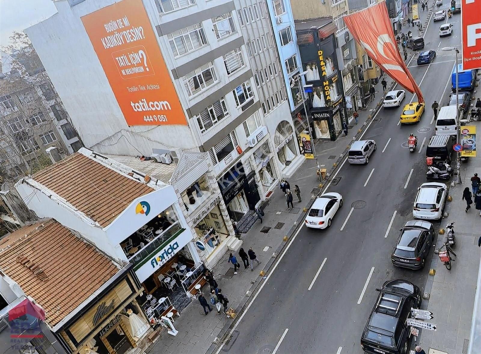 Kadıköy Rasimpaşa Kiralık Ofis Kadıköy Altıyol Ana Cadde Üzerinde 3+1 Yeni Binada Dubleks