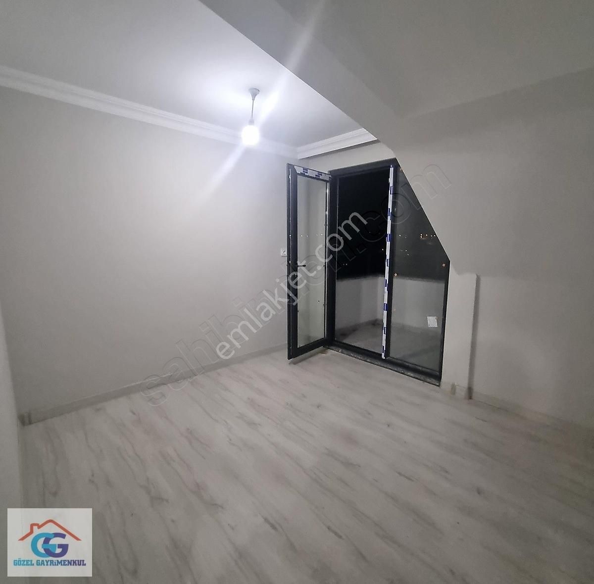 Kartepe İbrikdere Satılık Daire Gözel Gayrimenkulden Kartepe İbrikdere'de 145m2 2+1 Çatı Dubleks